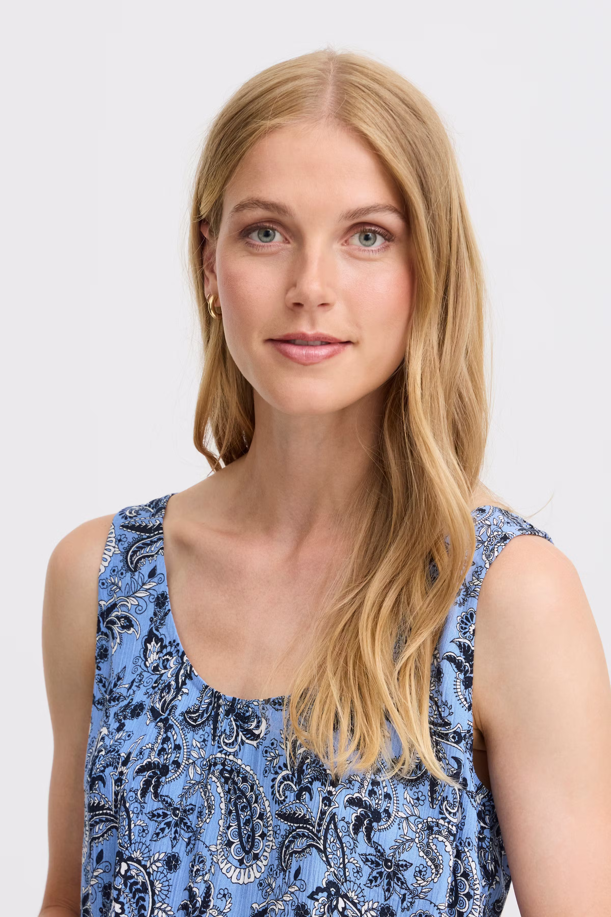 FXAVERY Blus LOOKBOOK DETAIL 20615391-204359