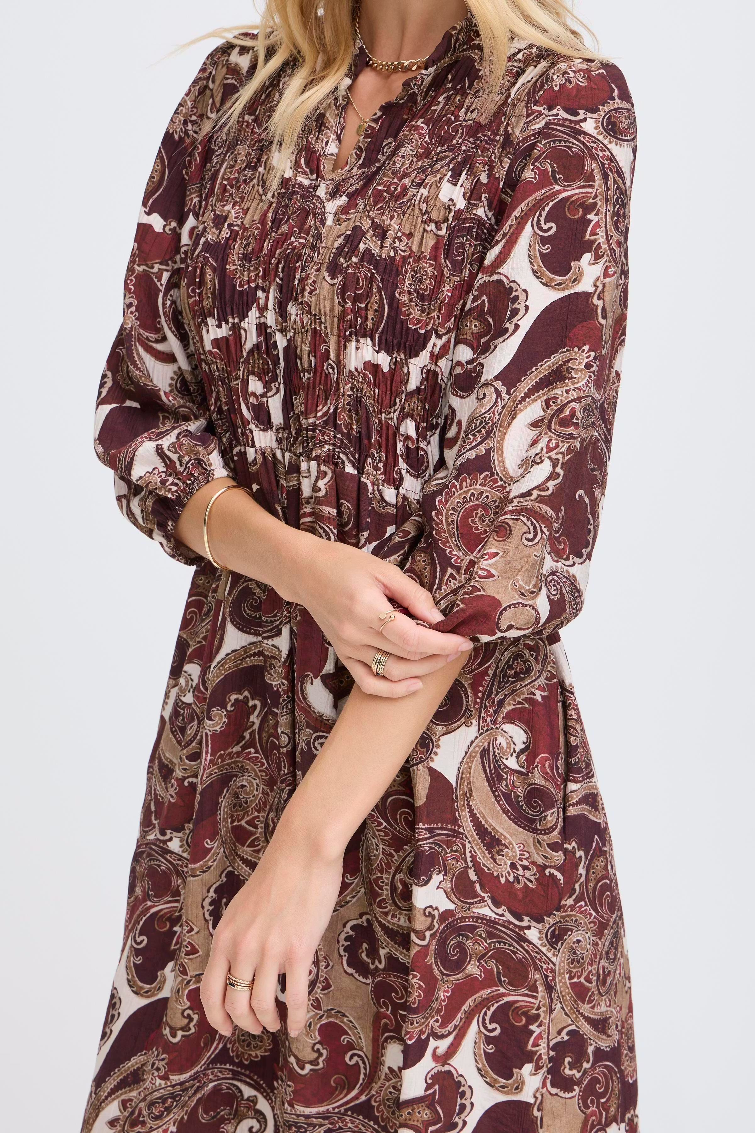 SBGOHAR Kjole LOOKBOOK DETAIL 22101060-191724