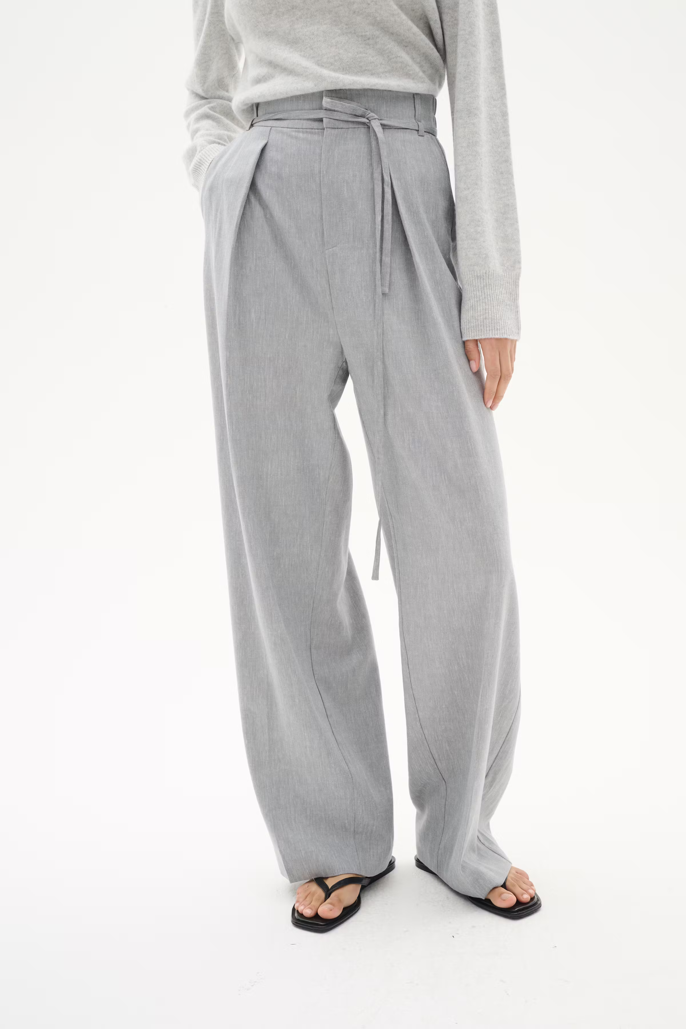 YanIW Byxor LOOKBOOK FRONT 30110631-1740161