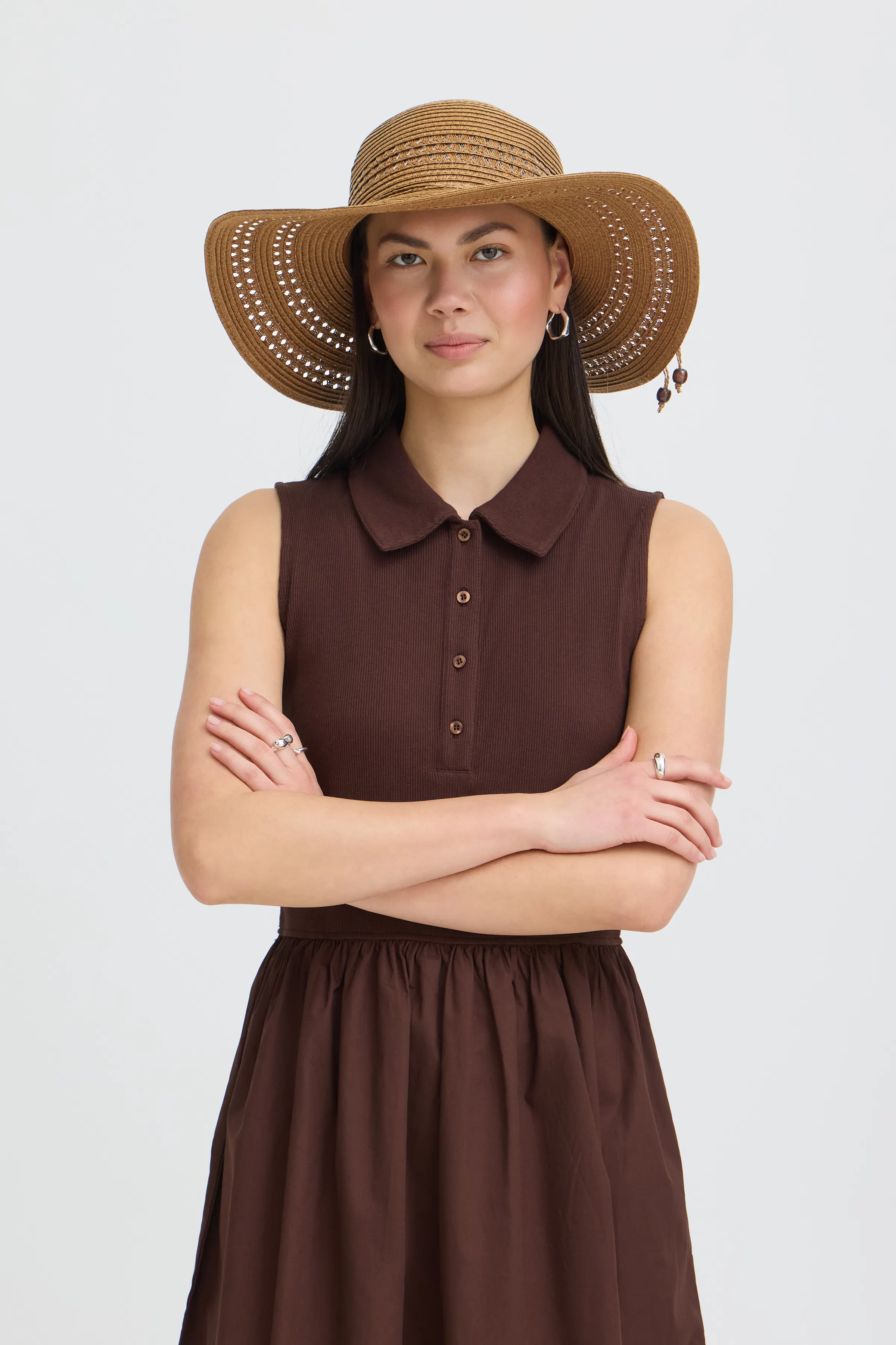 IASILVIAS Hatt LOOKBOOK FRONT 20126152-190915