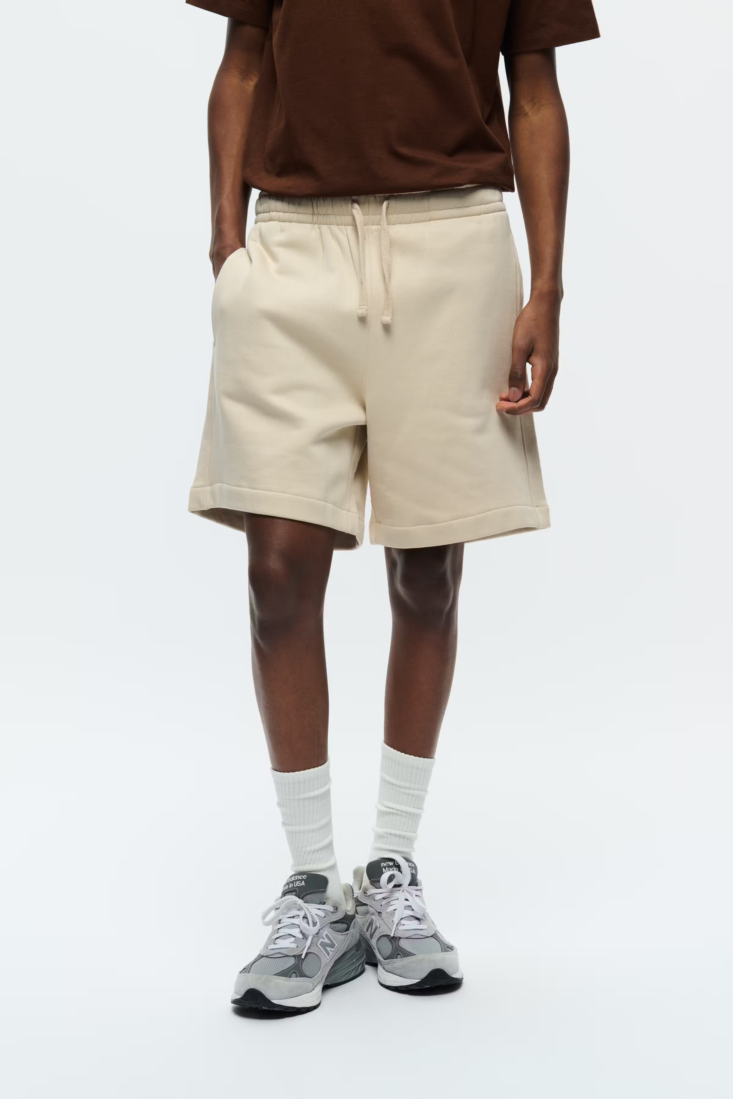 WWryker Sweat Shorts LOOKBOOK FRONT 30251399-130607