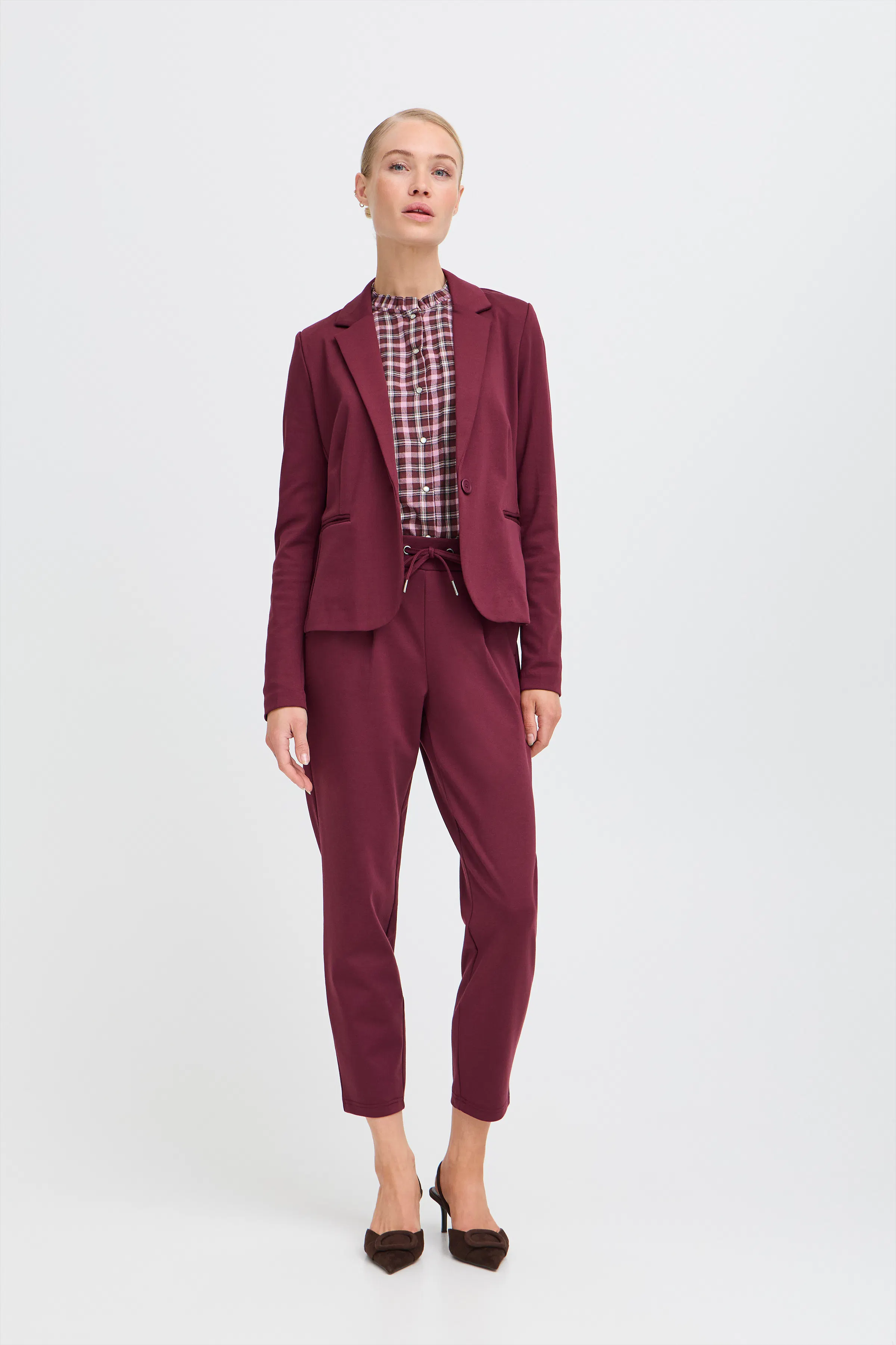 BYRizetta Blazer LOOKBOOK FRONT 20804230-191627