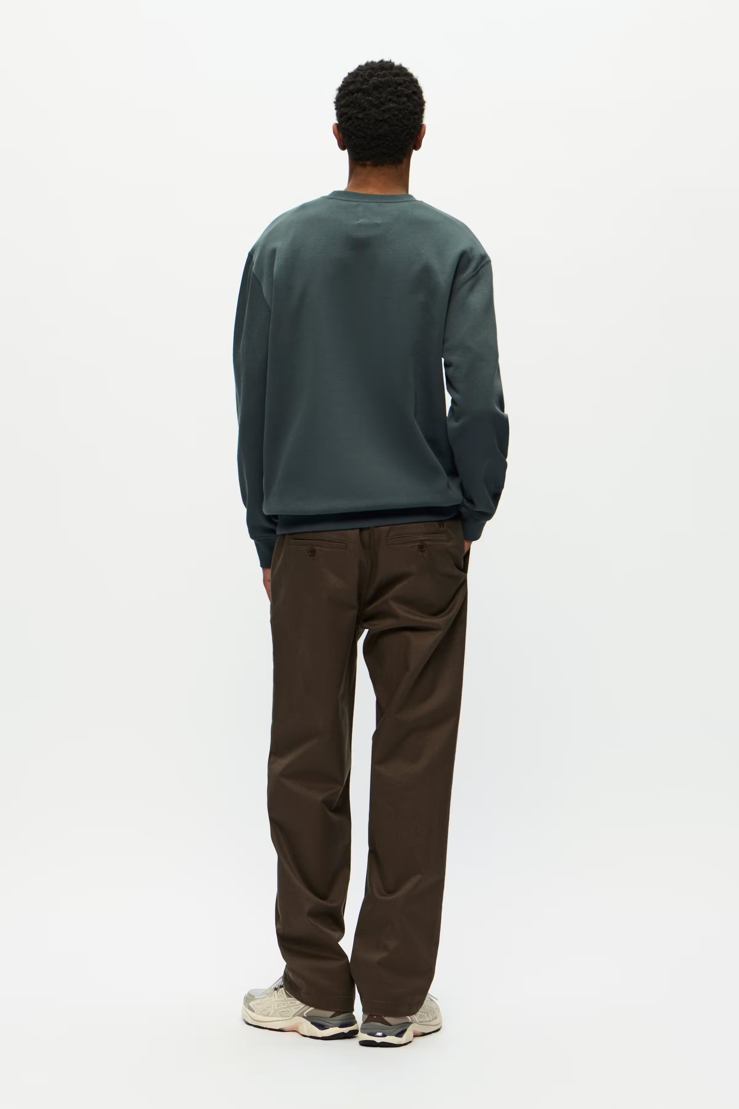 WWNoel Sweatshirt LOOKBOOK BACK 30250163-194906