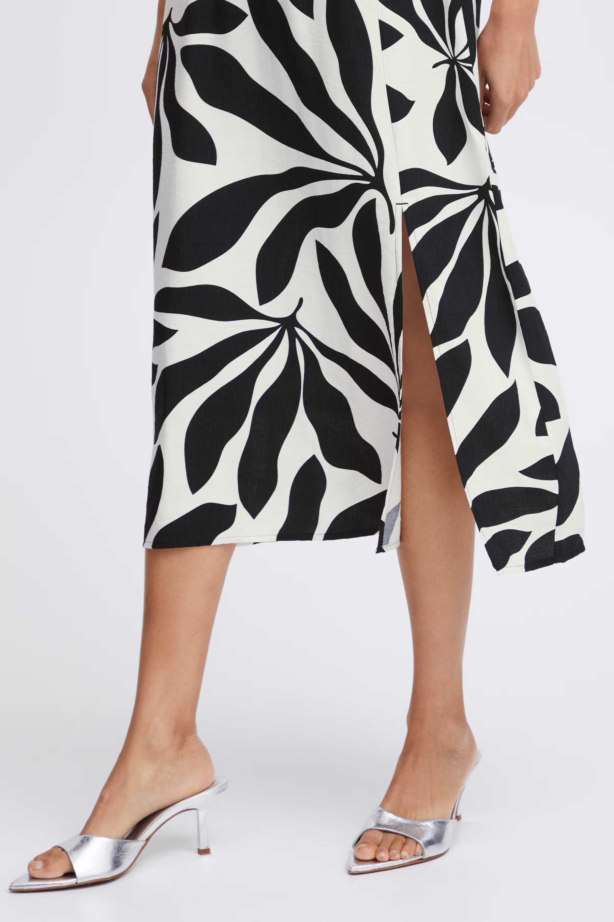 BYJANINA Kjole LOOKBOOK DETAIL 20814900-203167