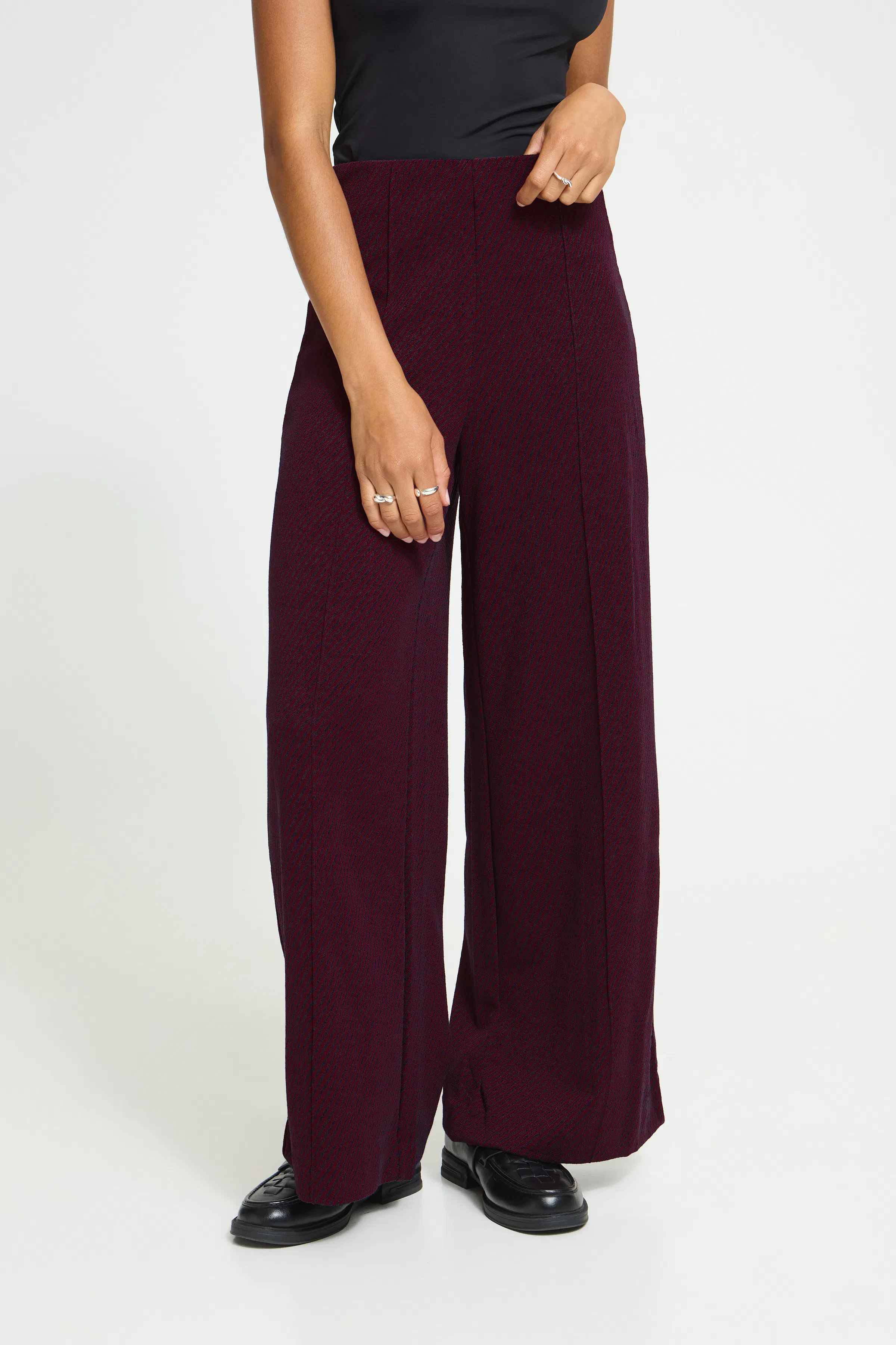 IHKATE Bukser LOOKBOOK FRONT 20125262-900009669