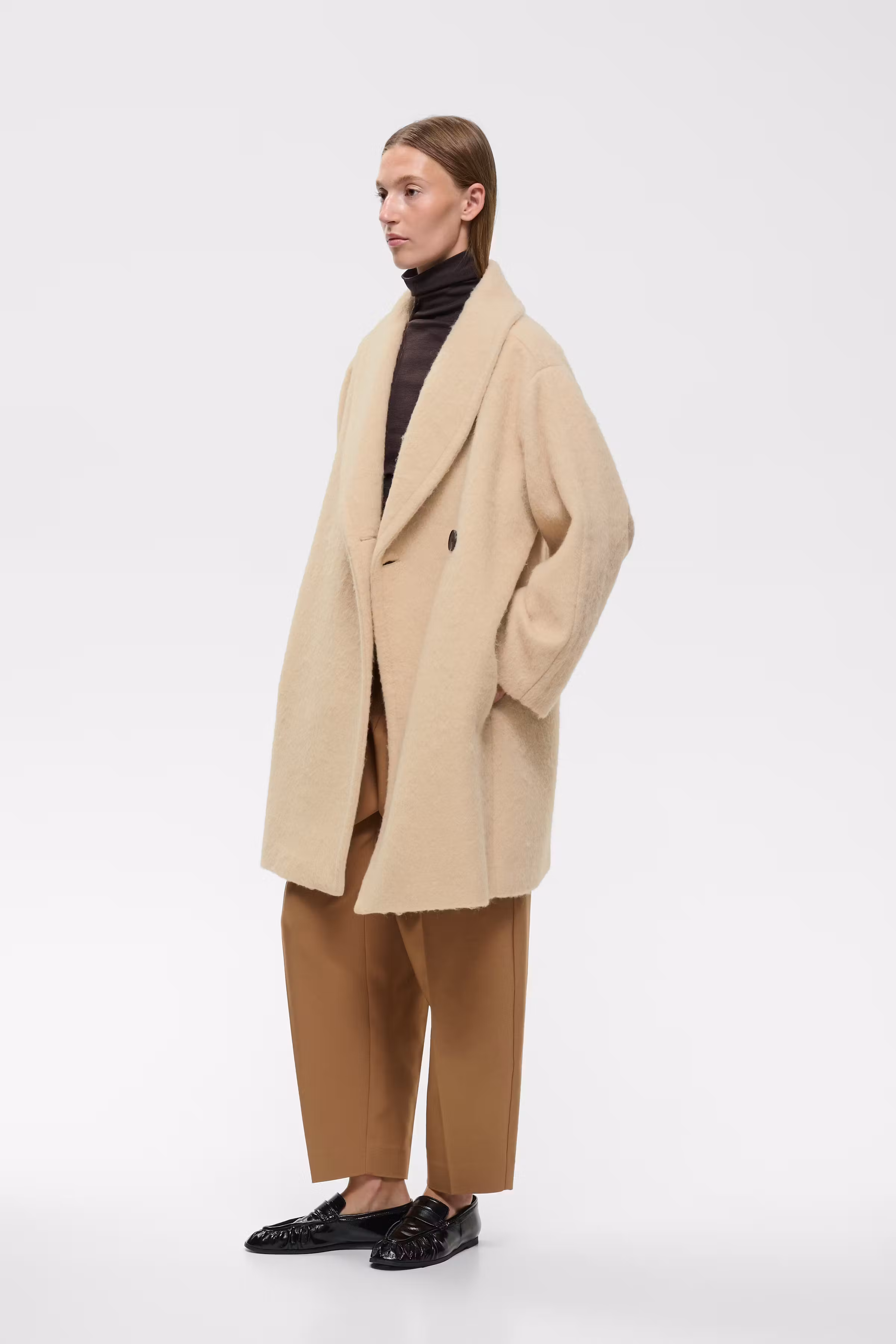 ZUZIEIW Mantel LOOKBOOK FRONT 30112657-151114