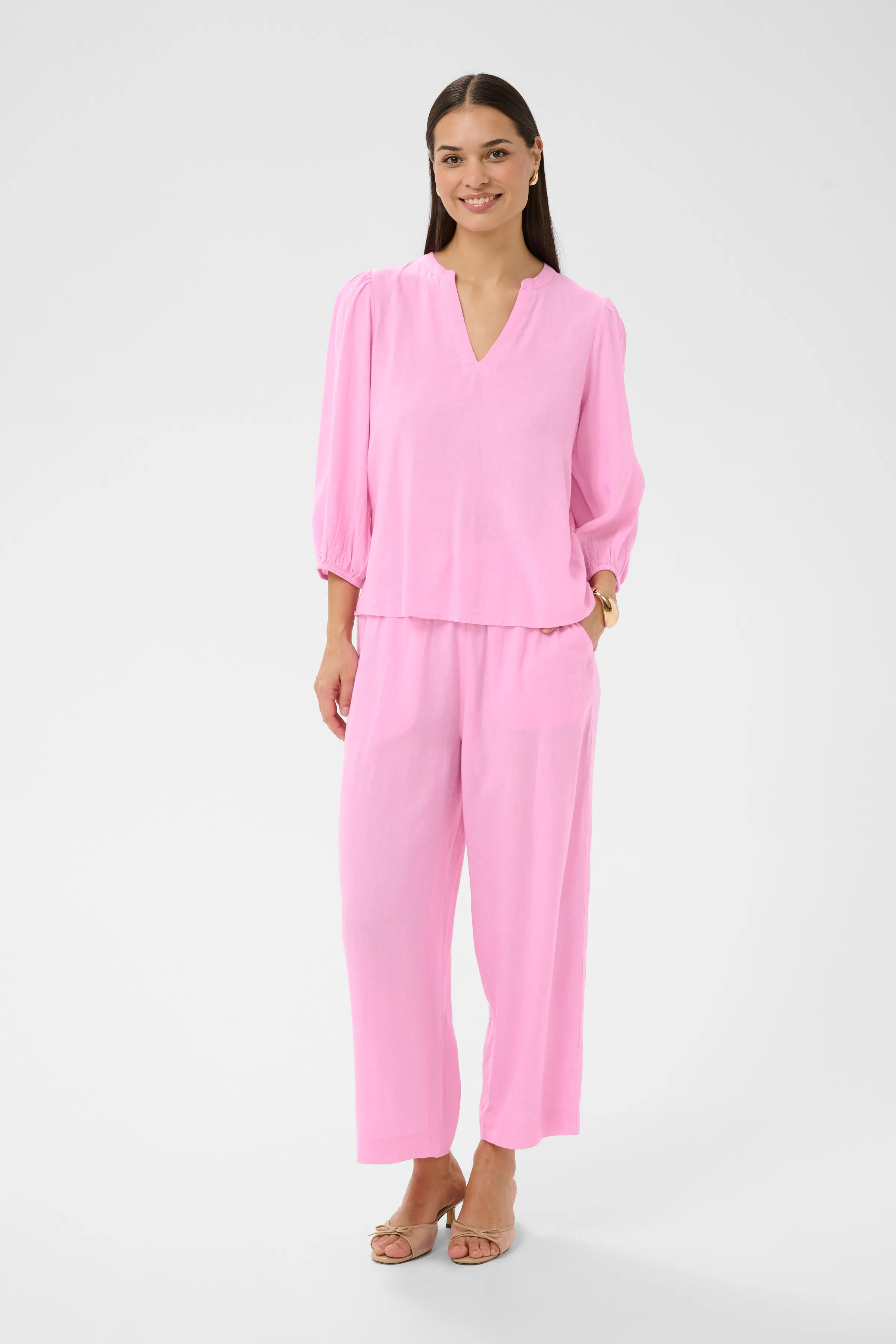 KAmilia Linne Top LOOKBOOK FRONT 10511457-152218