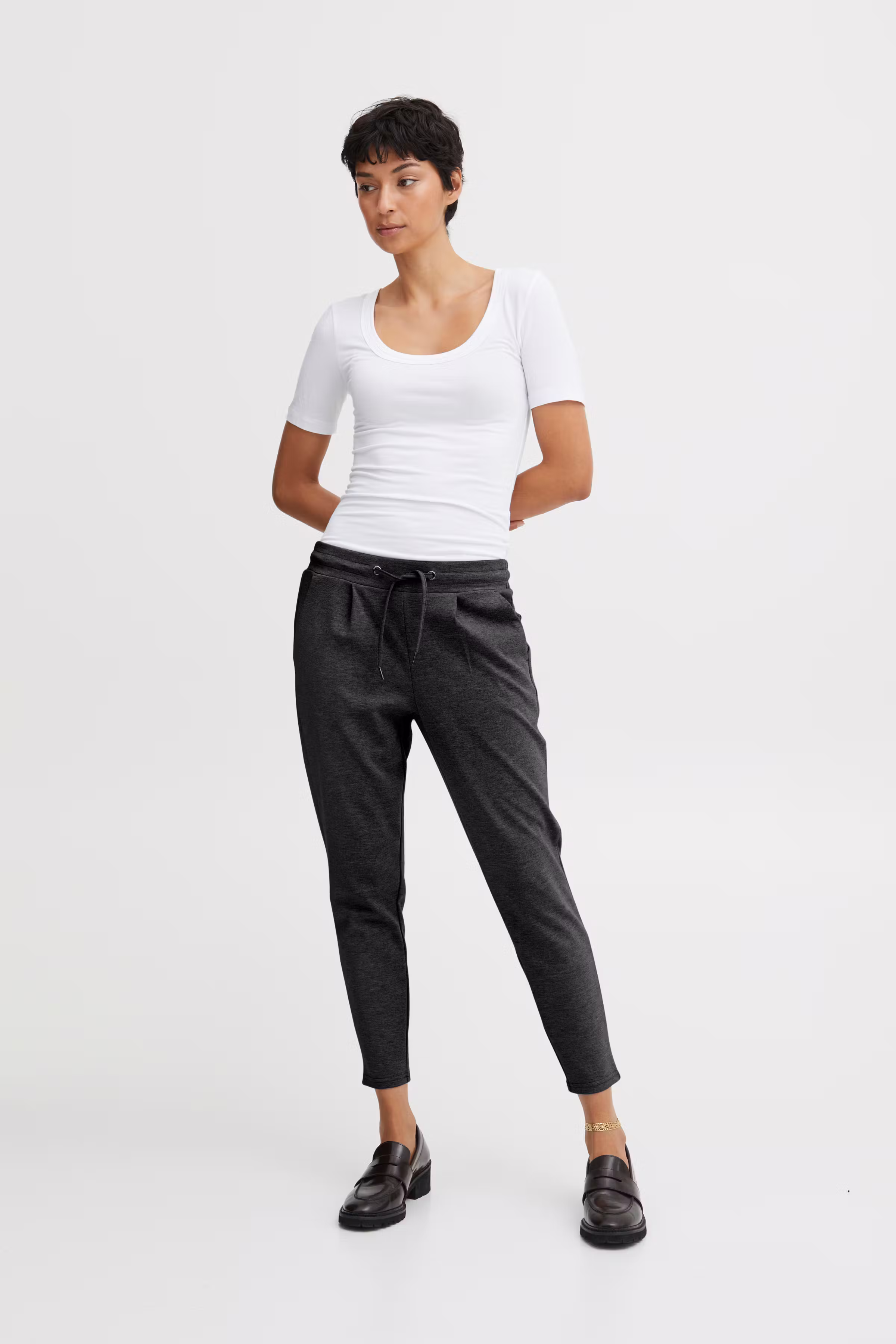 KateIH pants - CROPPED  LOOKBOOK FRONT 20104757-10021