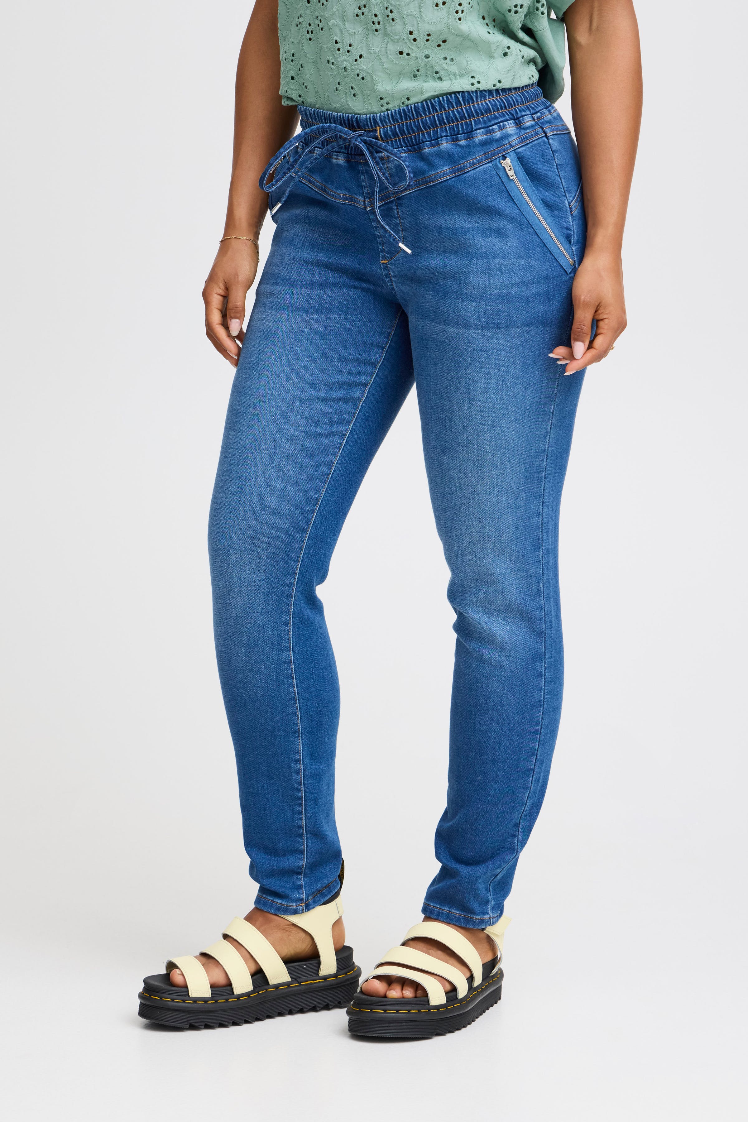 SBKINGDOM Bukser LOOKBOOK FRONT 22100496-203677