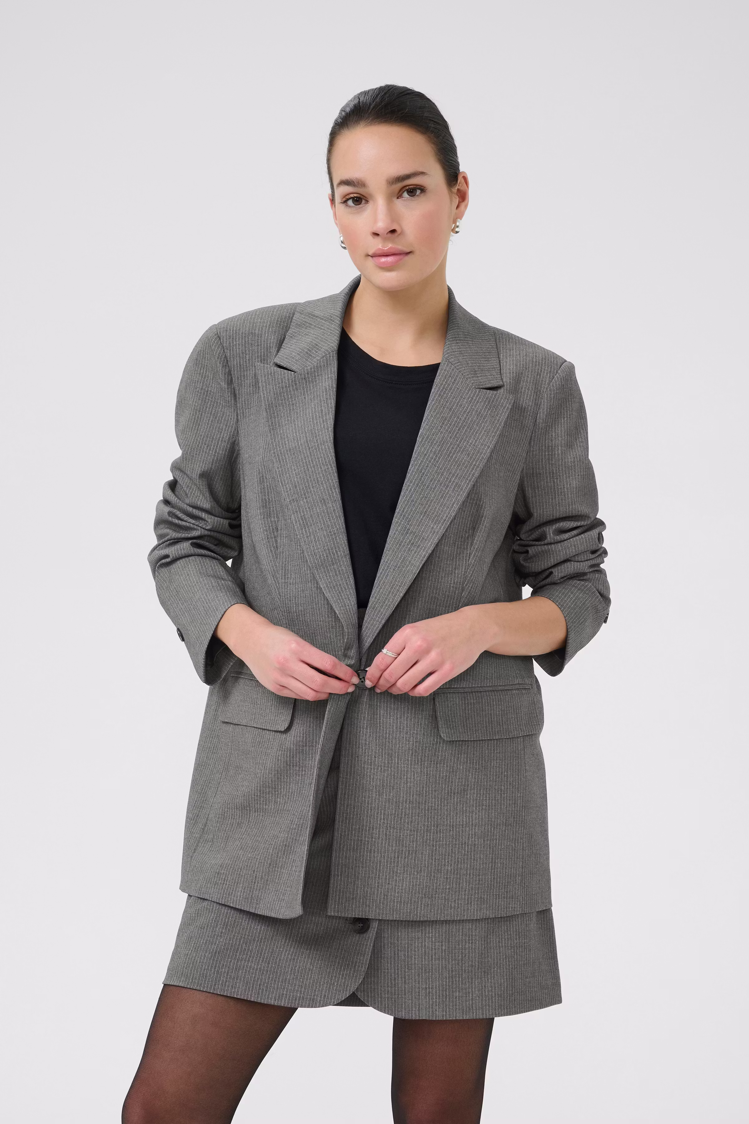 KAellie Blazer LOOKBOOK FRONT 10510549-108214
