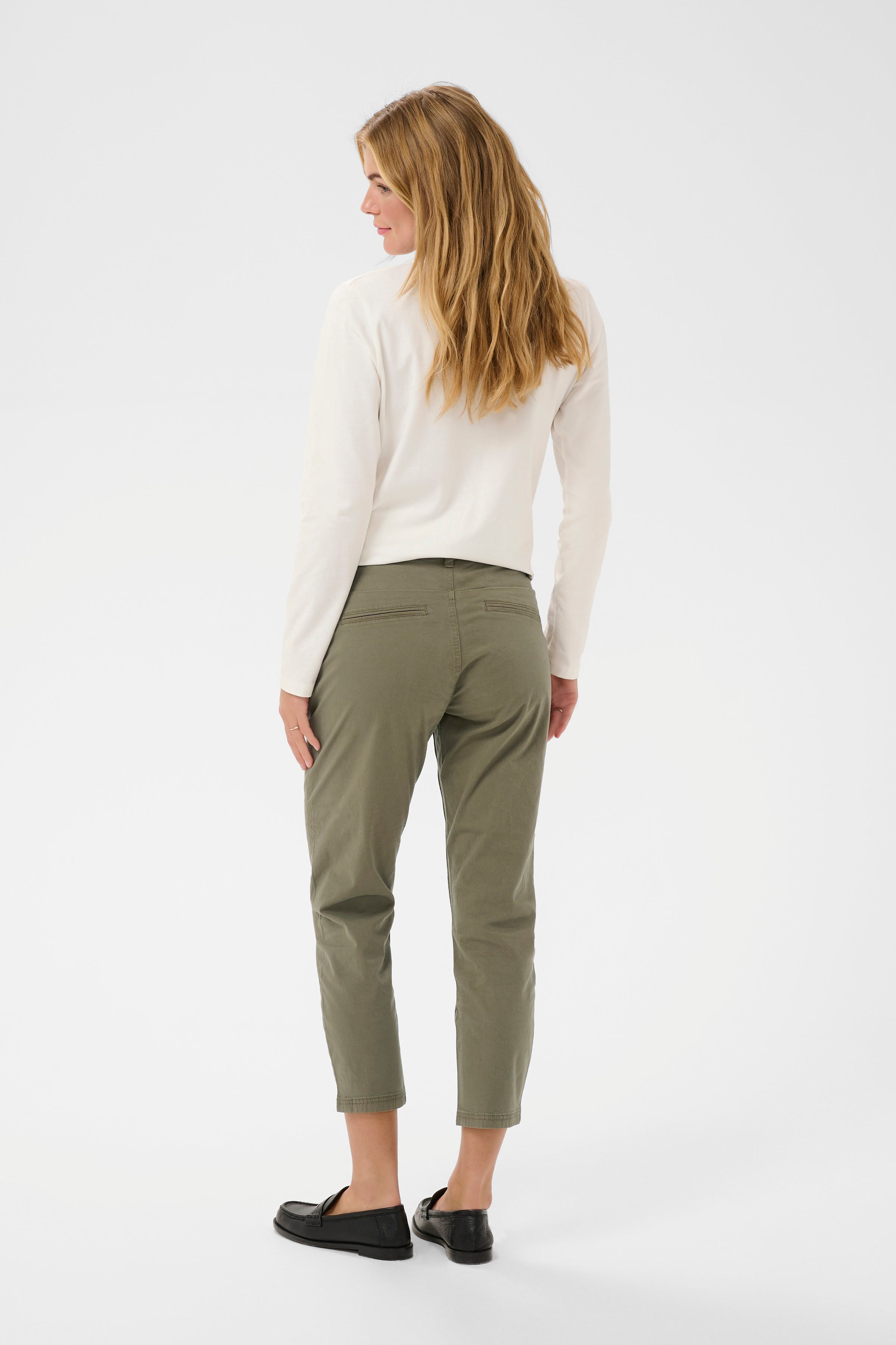 CUbrita Trousers LOOKBOOK BACK 50110329-180521