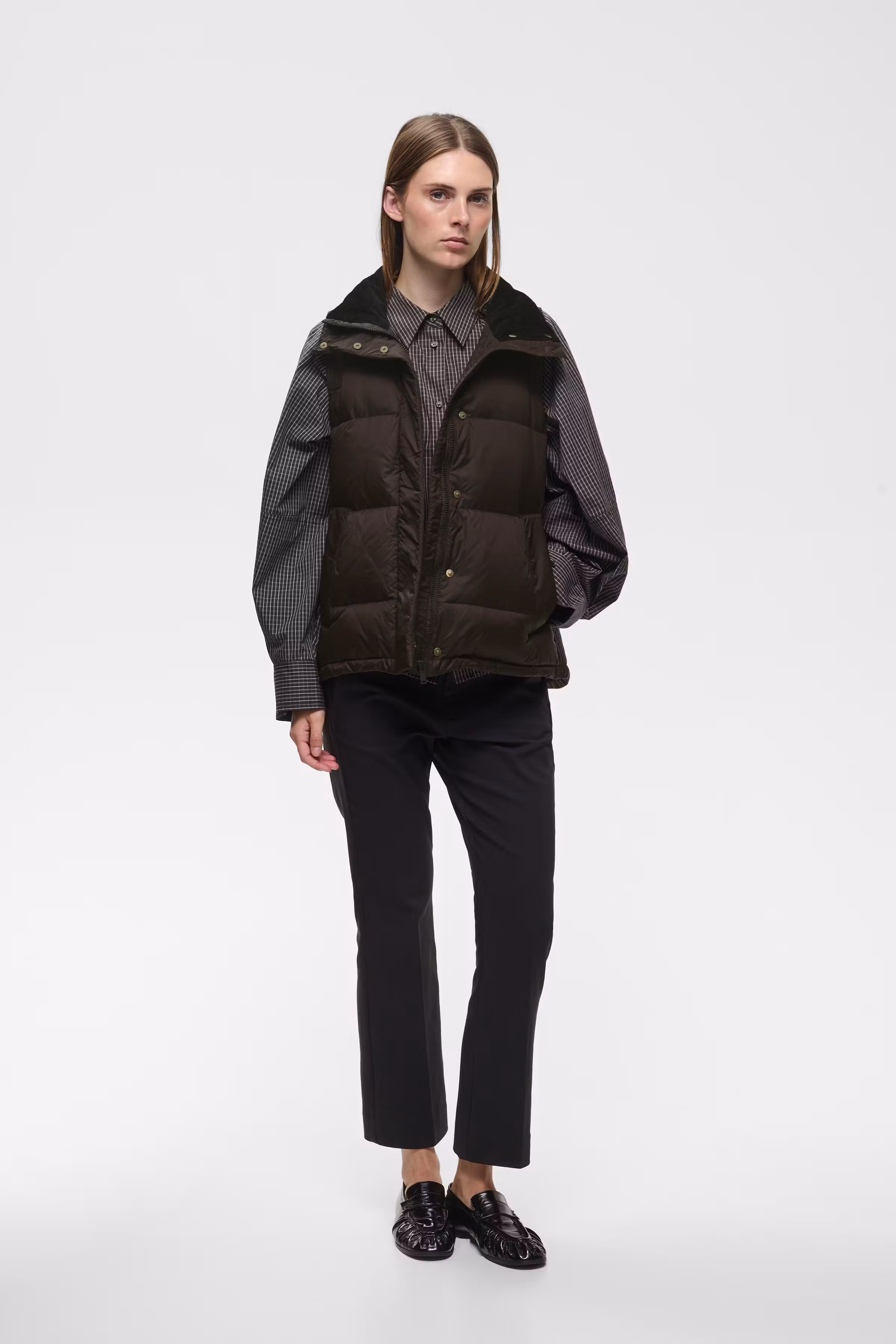 HALIFAXIW Warm vest LOOKBOOK FRONT 30112703-191109