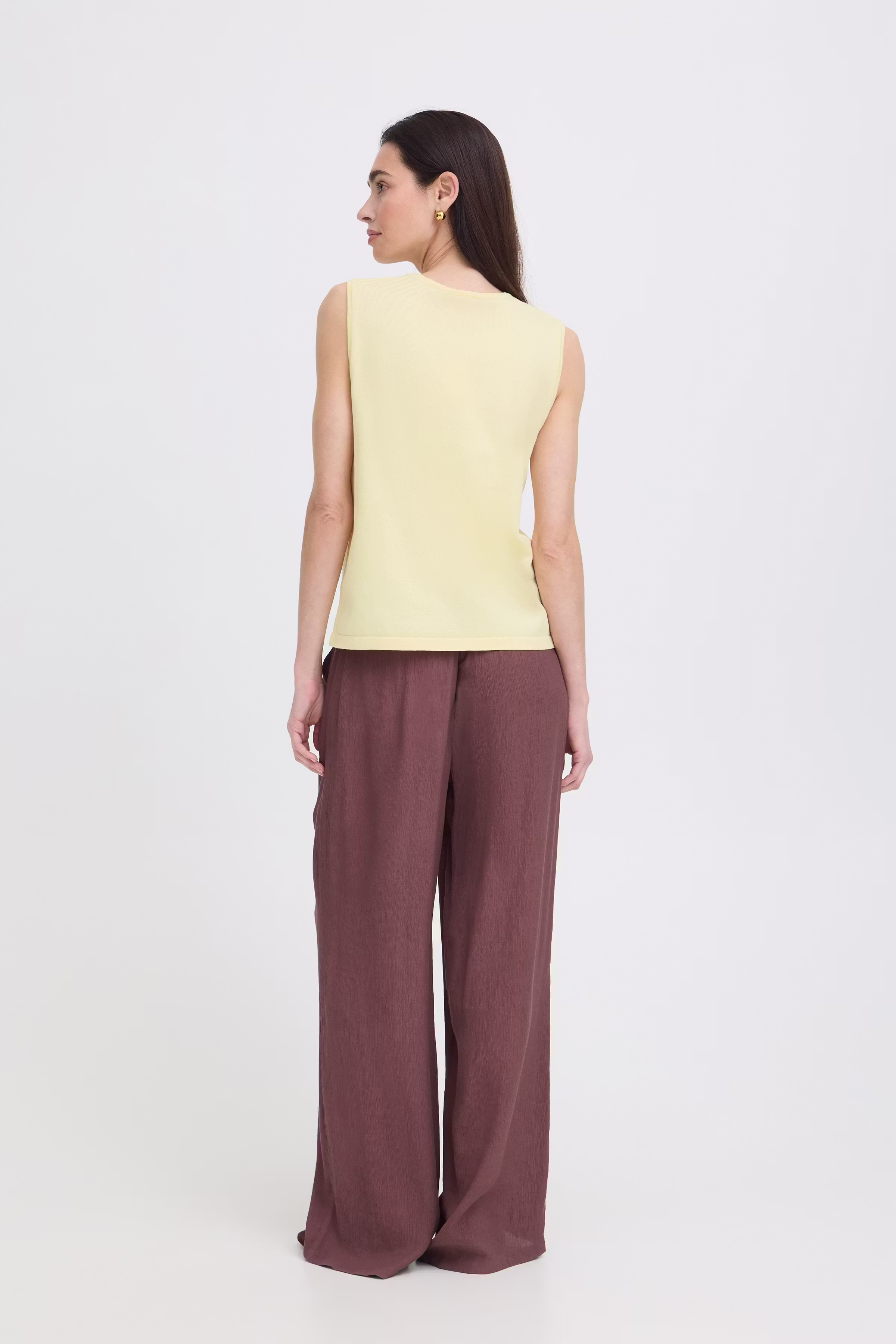 BYMMORLA Pullover LOOKBOOK BACK 20819312-110619