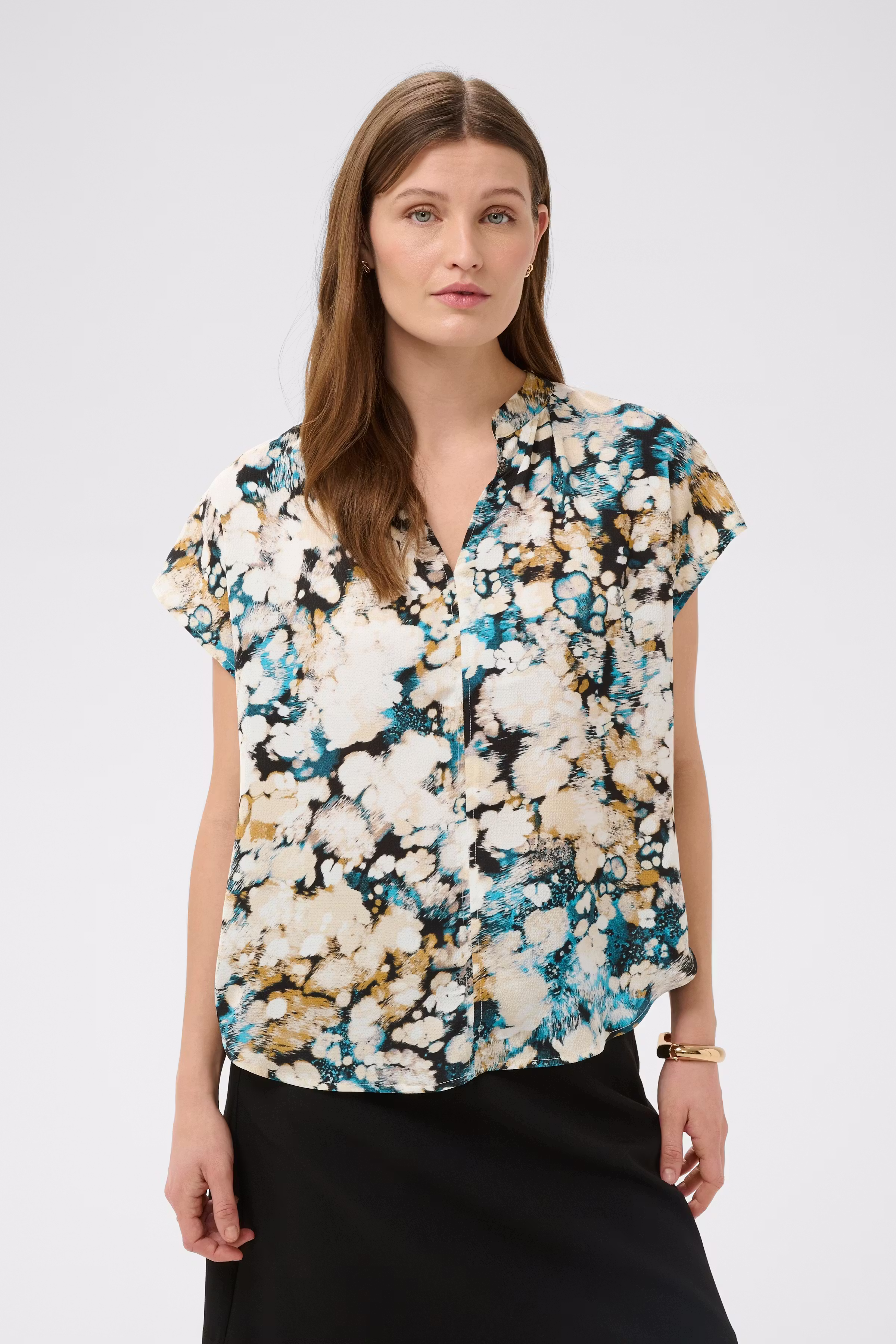 SLParis Bluse LOOKBOOK FRONT 30409591-305360