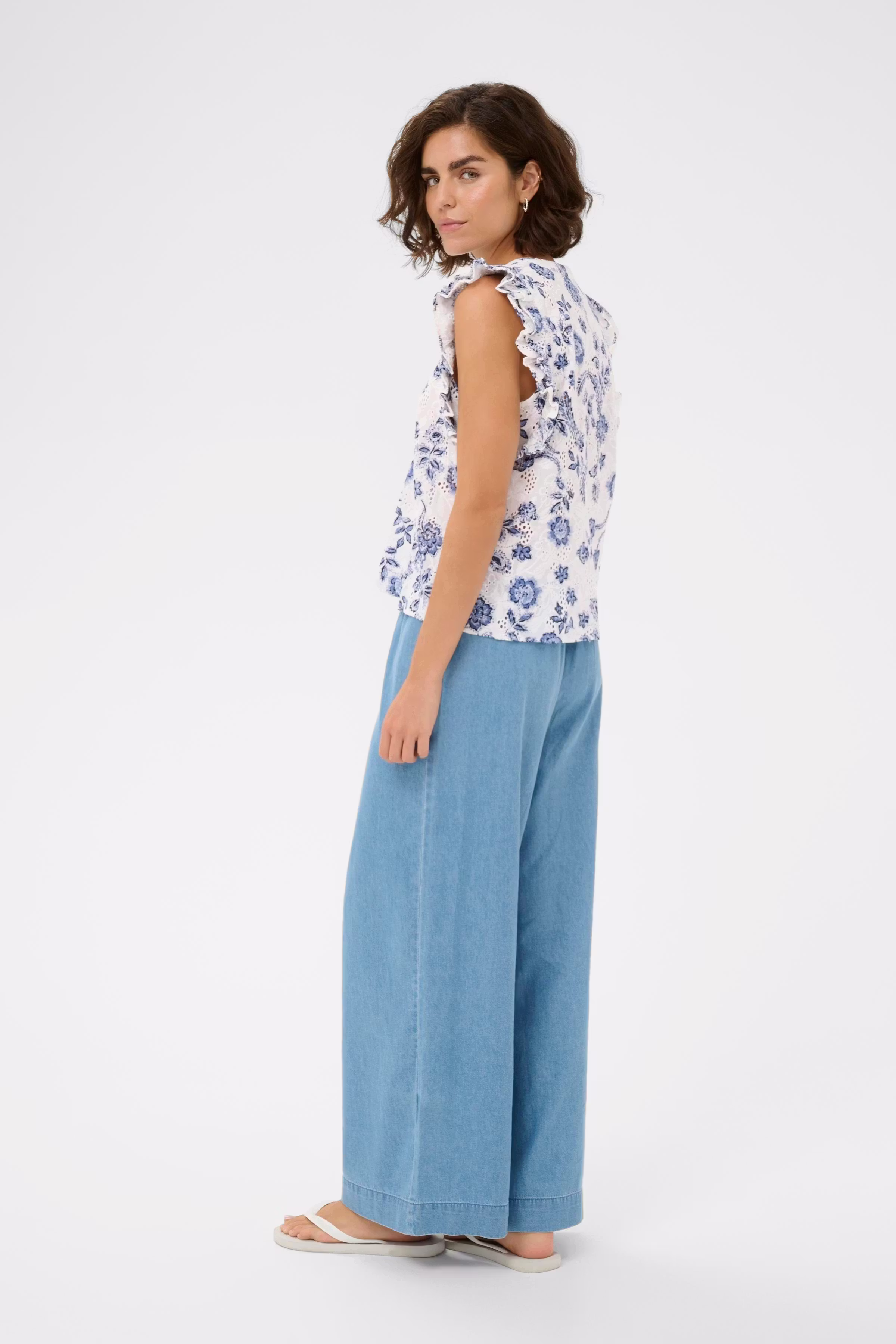 KAluisa Top LOOKBOOK BACK 10511682-109291