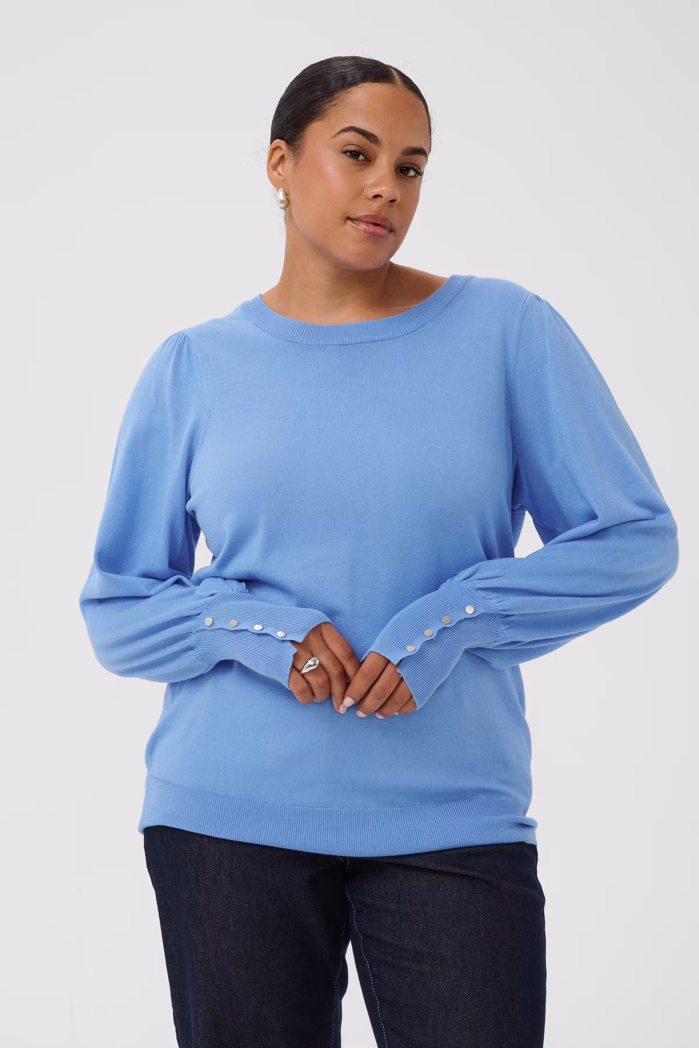 KClizzy Pullover LOOKBOOK FRONT 10584451-164032