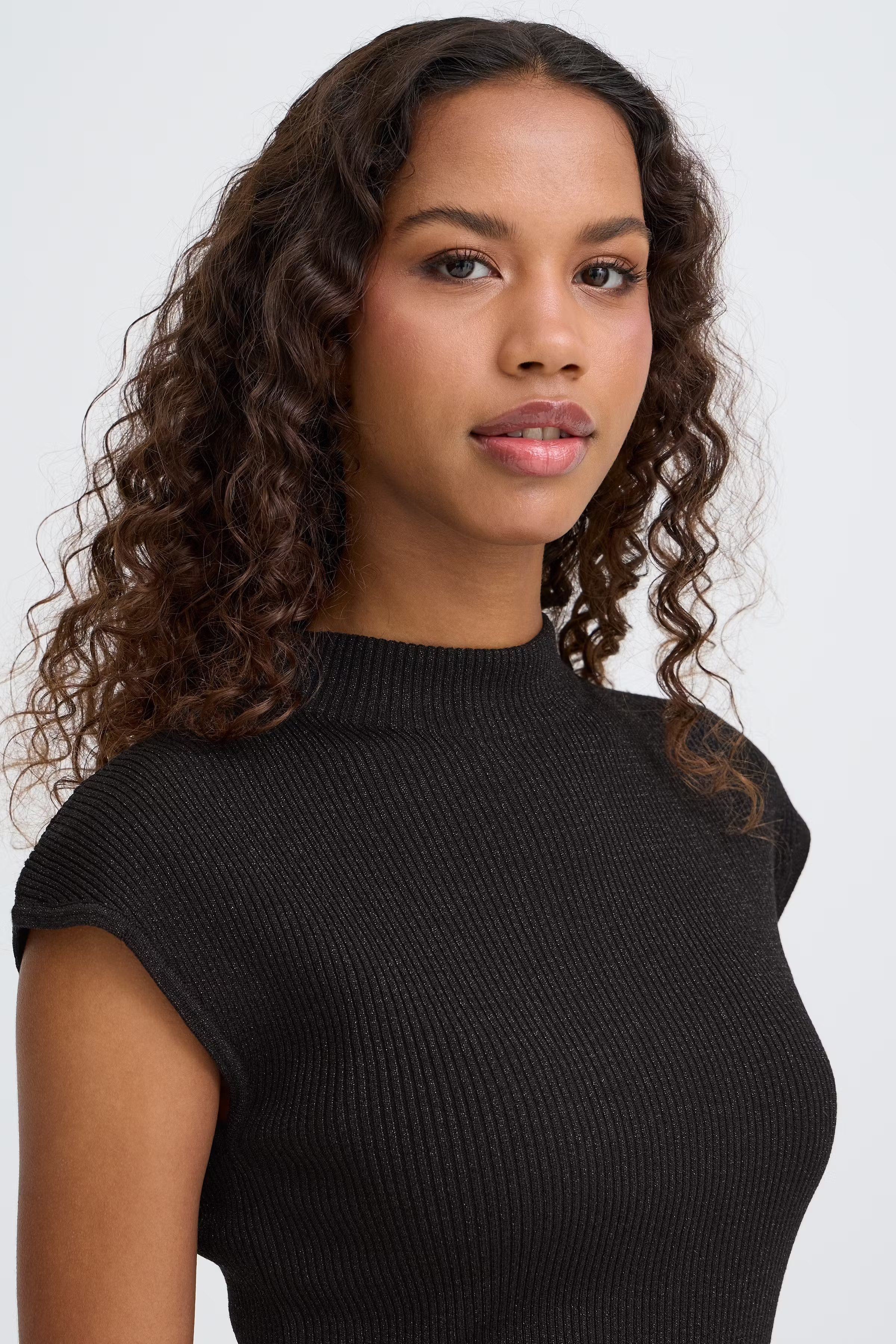 IHCODY Top LOOKBOOK DETAIL 20124947-194008