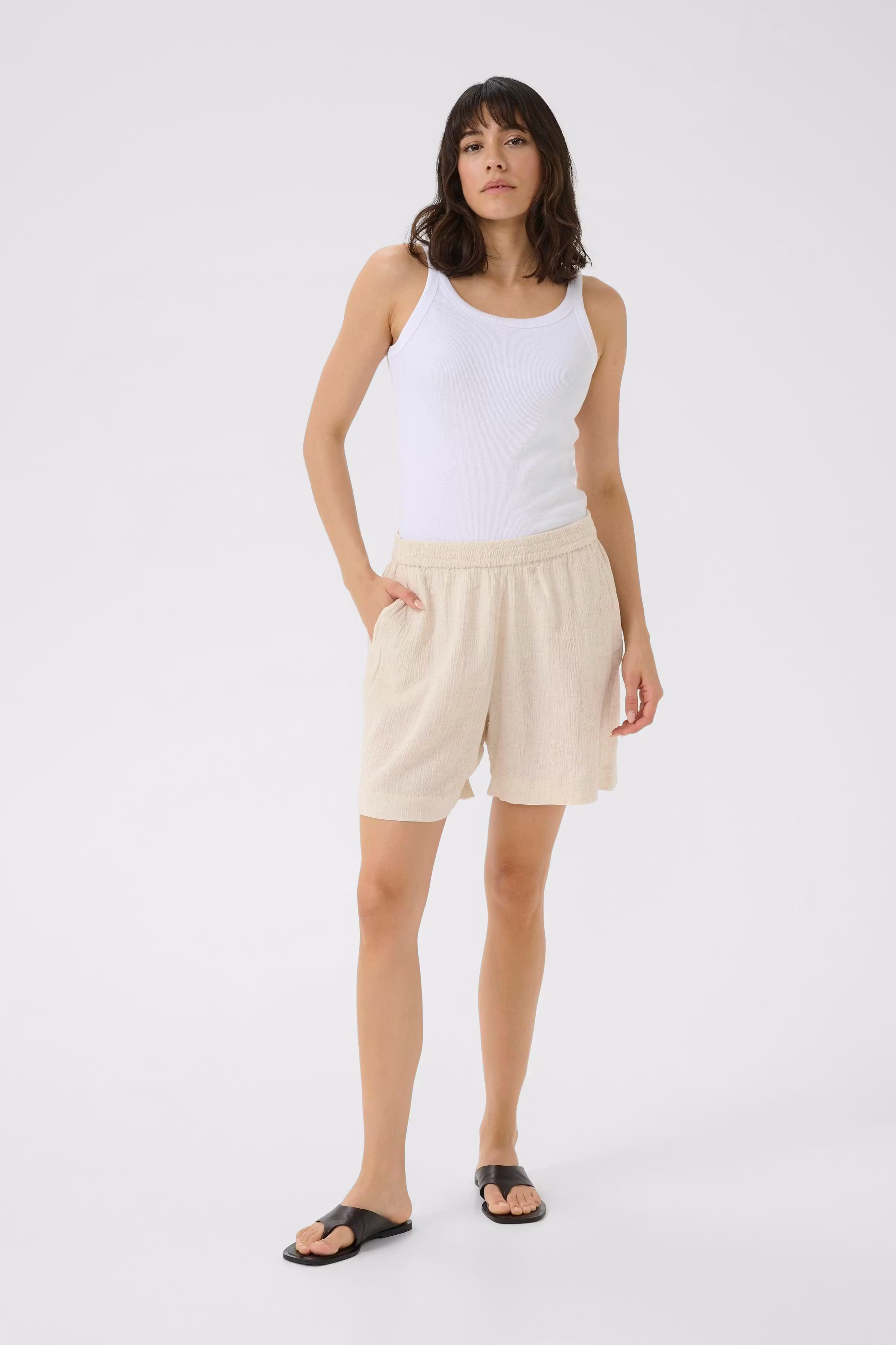 KAgitte Linen Shorts LOOKBOOK FRONT 10510651-1513051