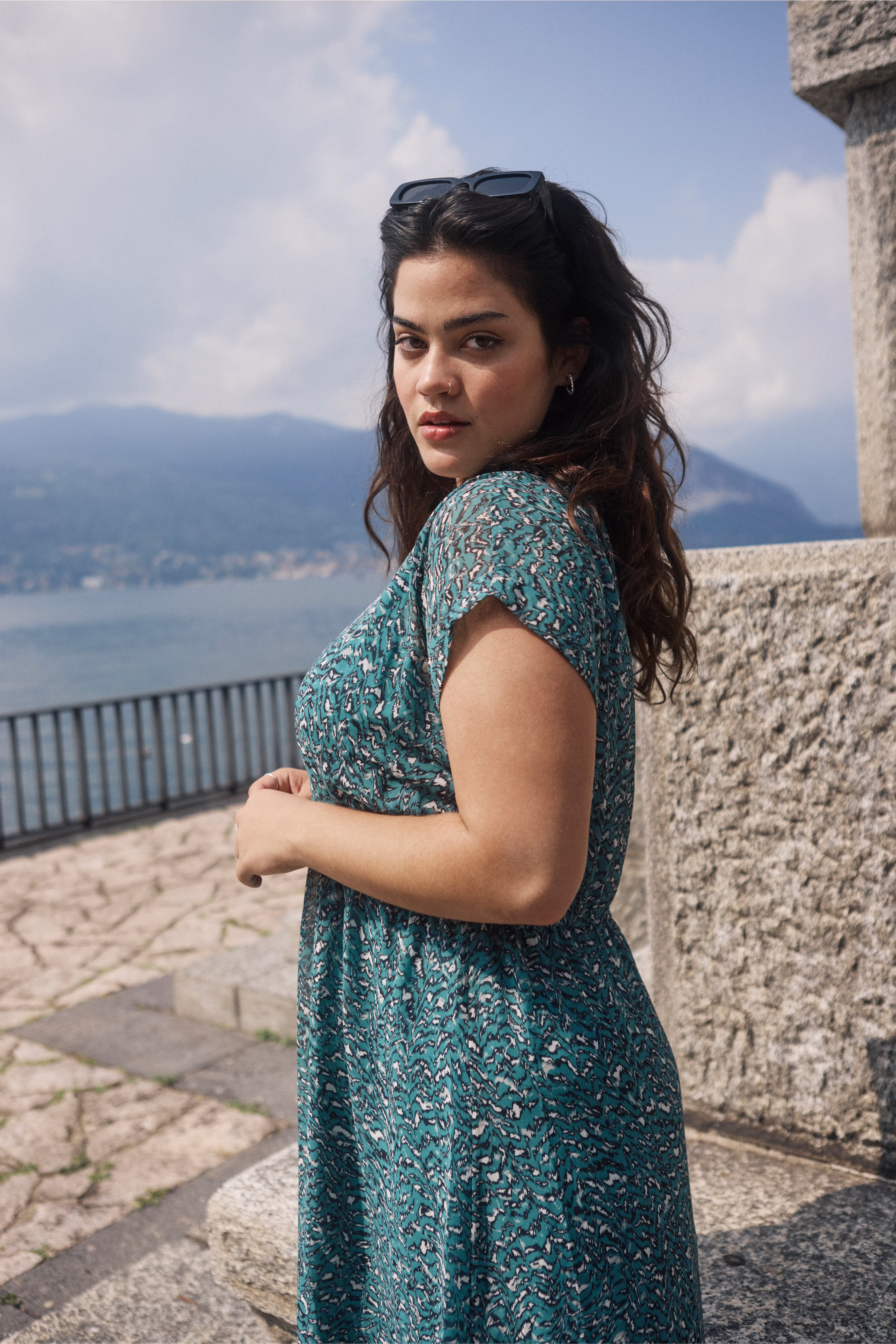 KCbelia Dress LOCATION NONE 10583257-107722