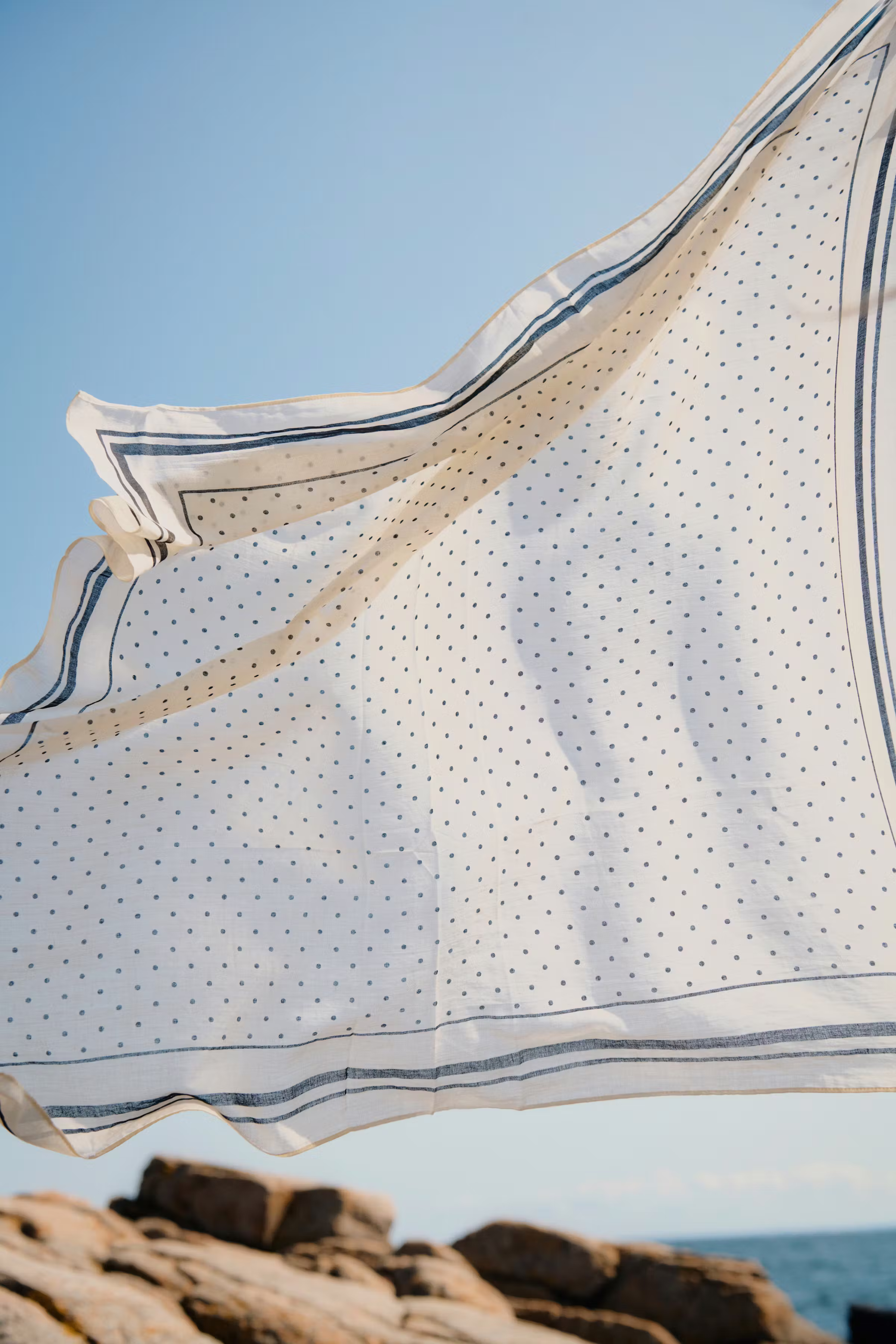 PhiPW Tuch LOCATION NONE 30309304-304809