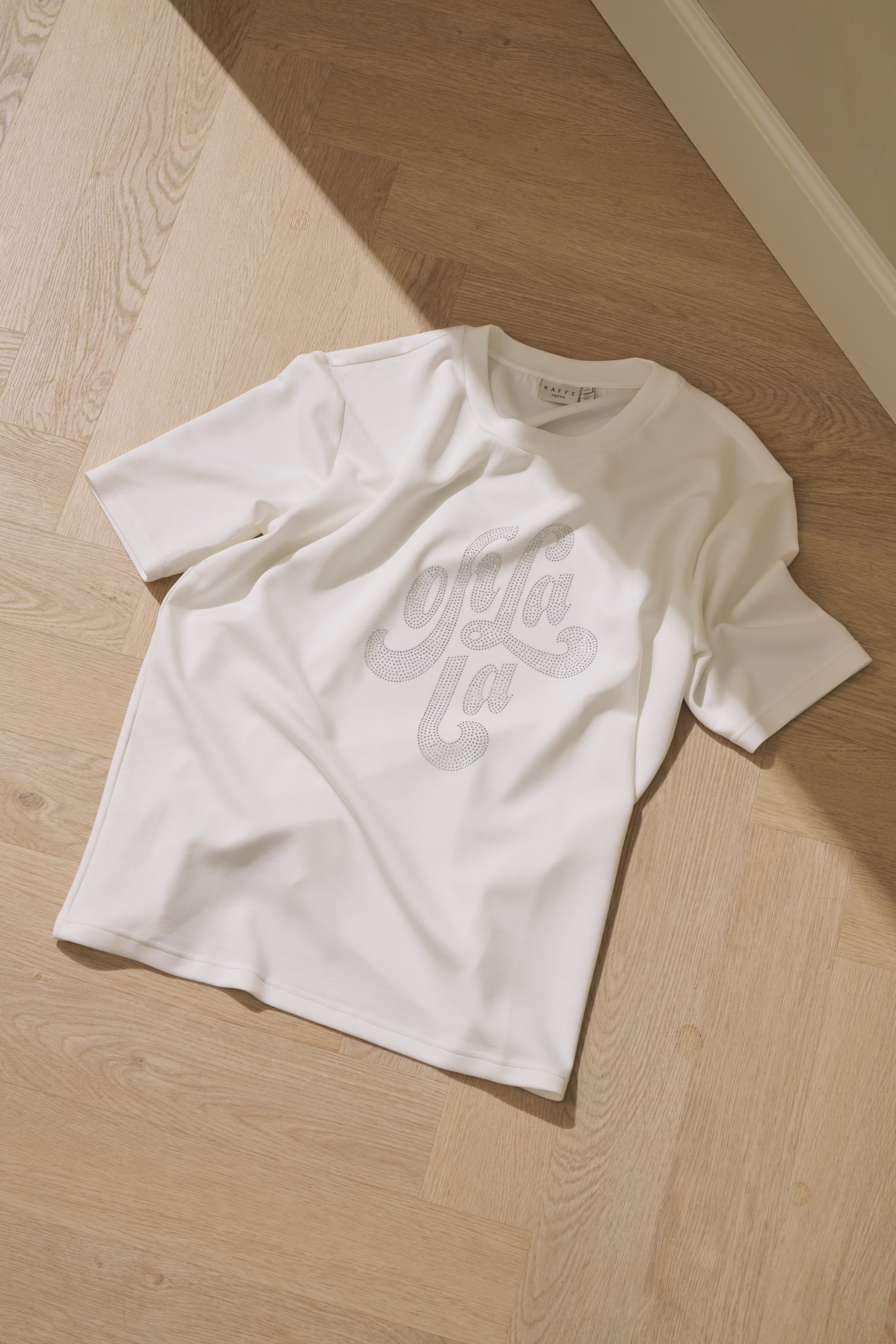 KCrosa T-shirt LOCATION NONE 10583923-110602