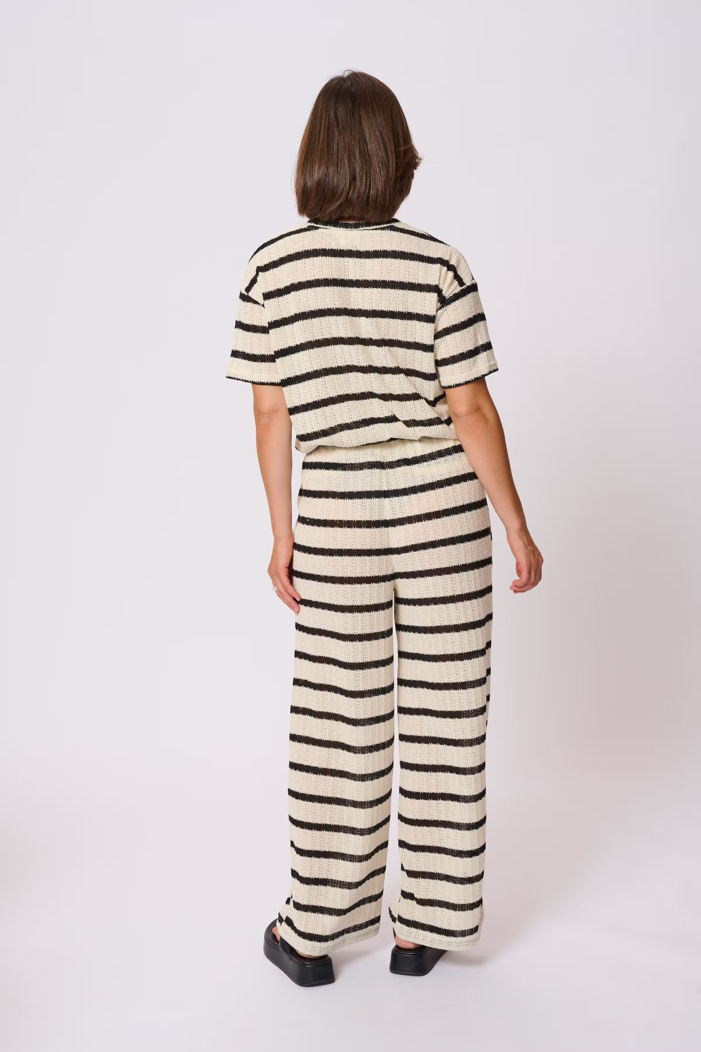 KAedith Trousers LOOKBOOK BACK 10509964-107485