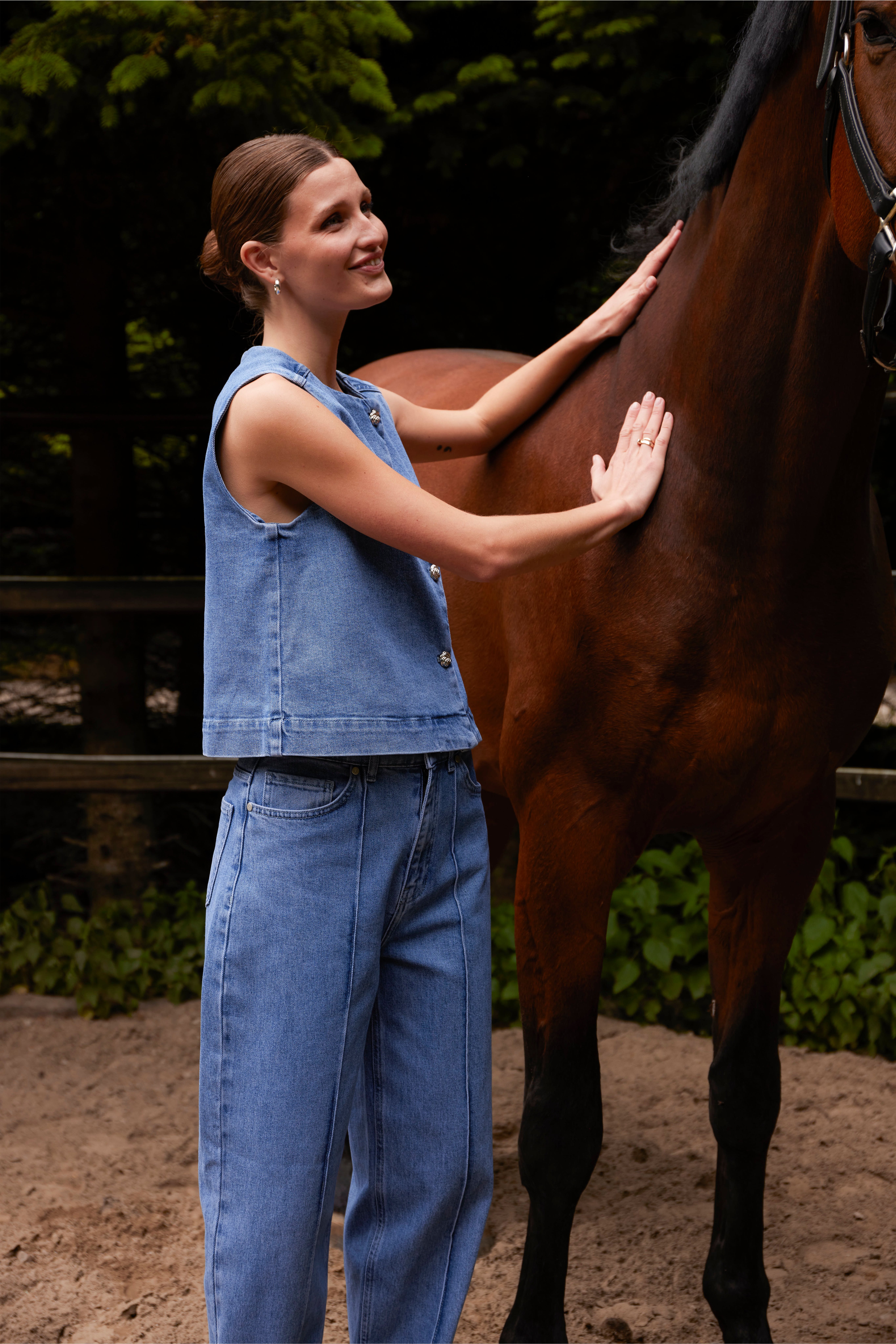 SLRinatina Jeans LOCATION NONE 30409277-301130