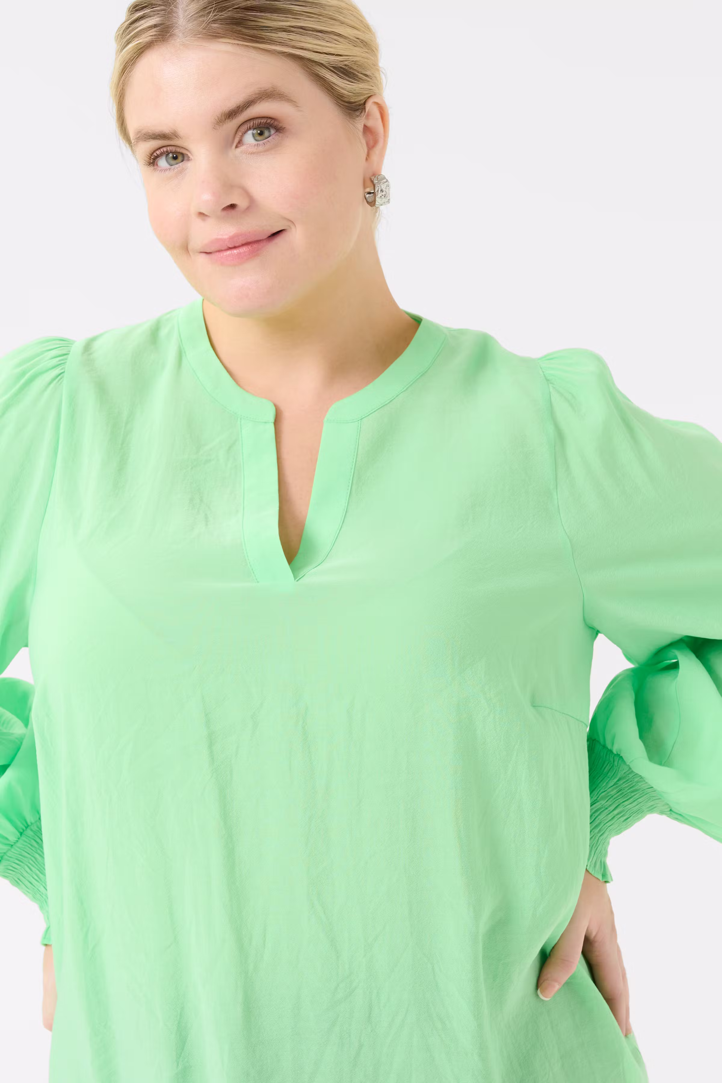 KCmirana Bluse LOOKBOOK DETAIL 10582875-106896