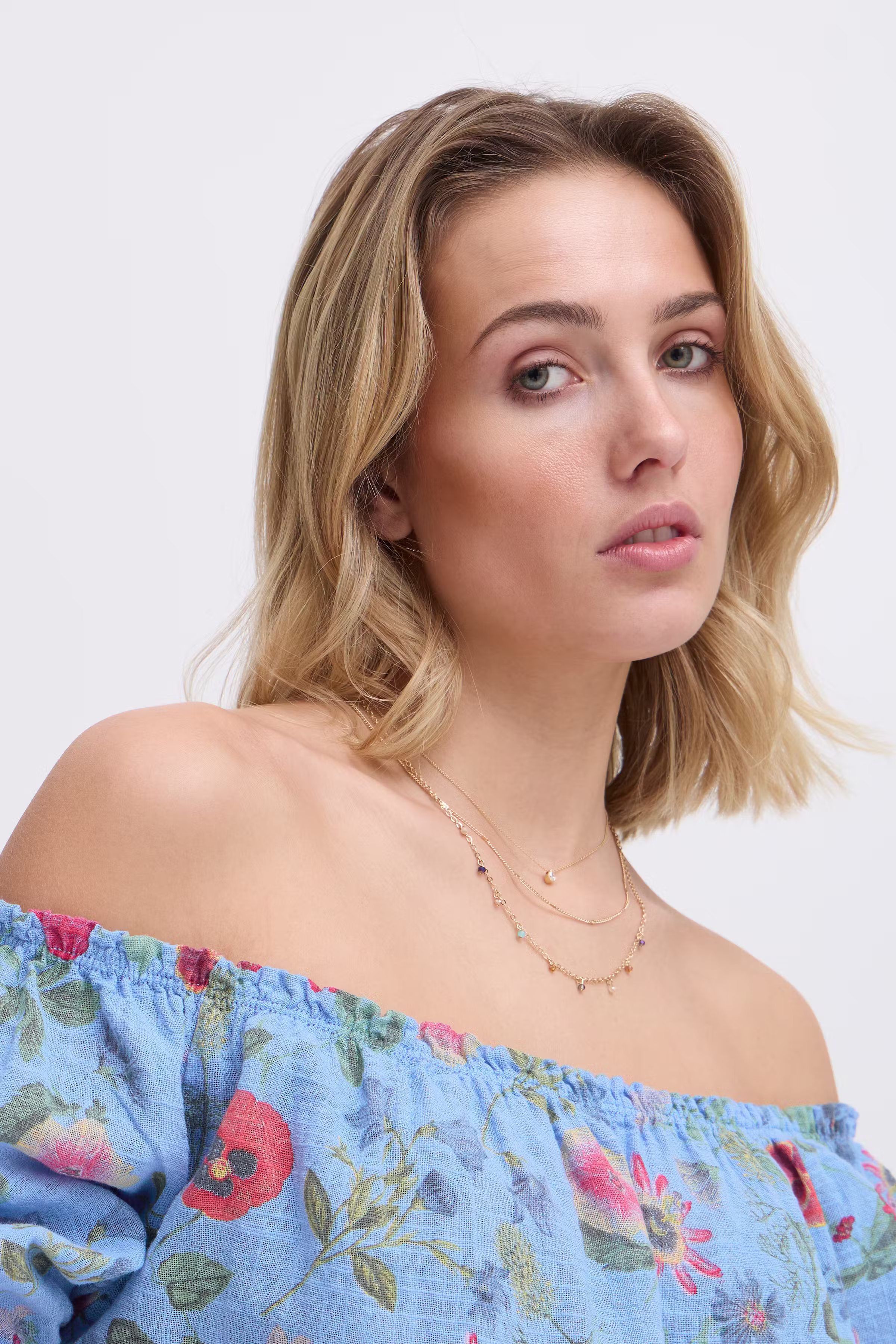 SBALEXA Bluse LOOKBOOK DETAIL 22100925-174041