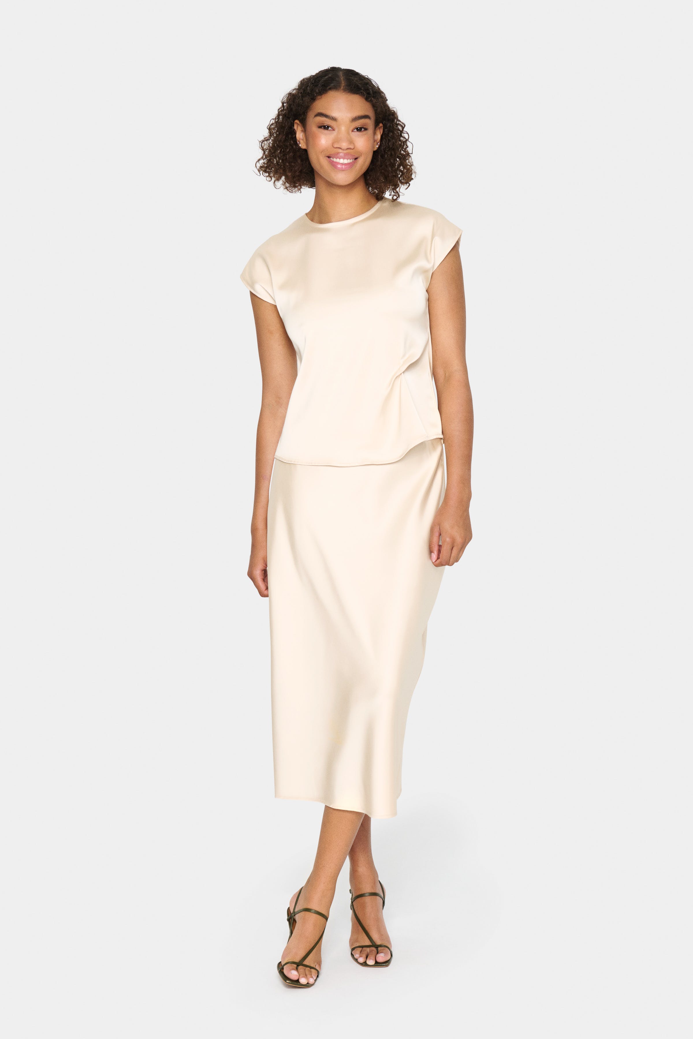 HafiaSZ Skirt LOOKBOOK FRONT 30513658-131308