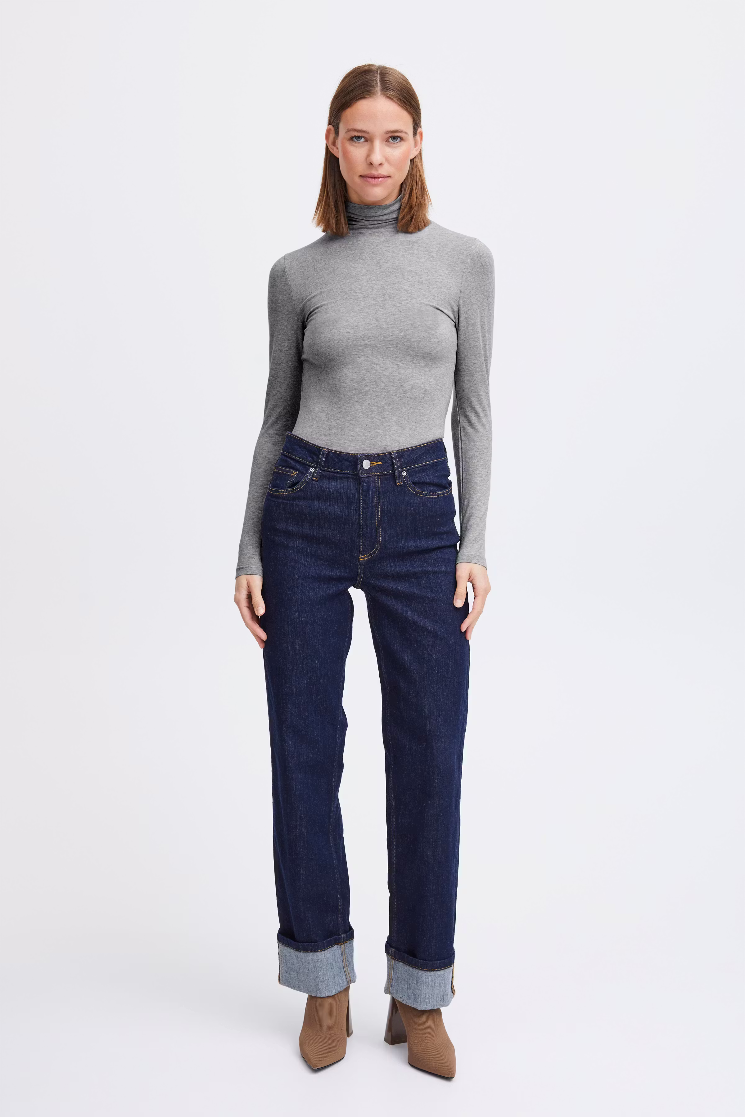 Pamila T-shirt LOOKBOOK FRONT 20802565-200455