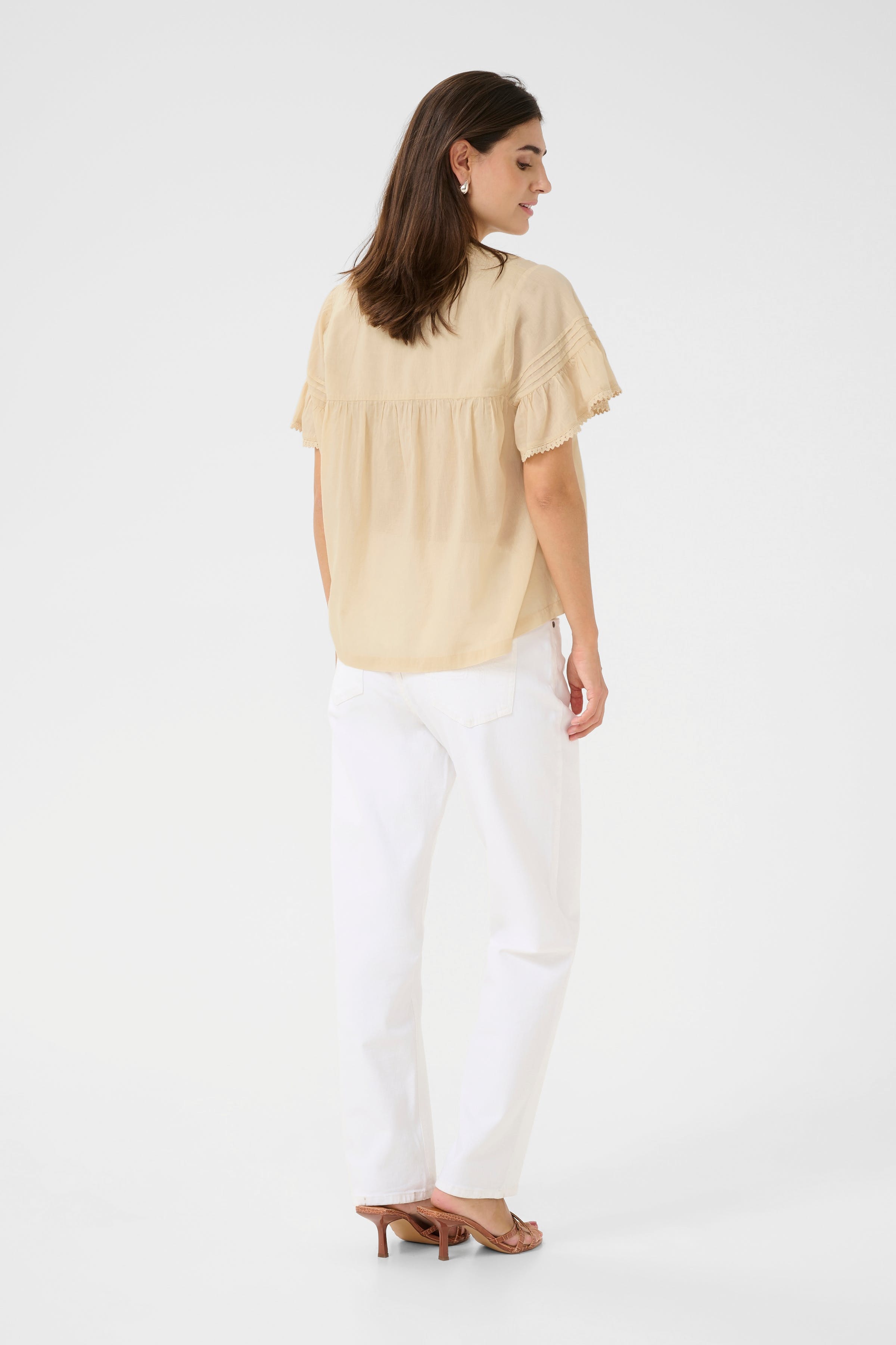 CUcybelle Blouse LOOKBOOK BACK 50111937-141209