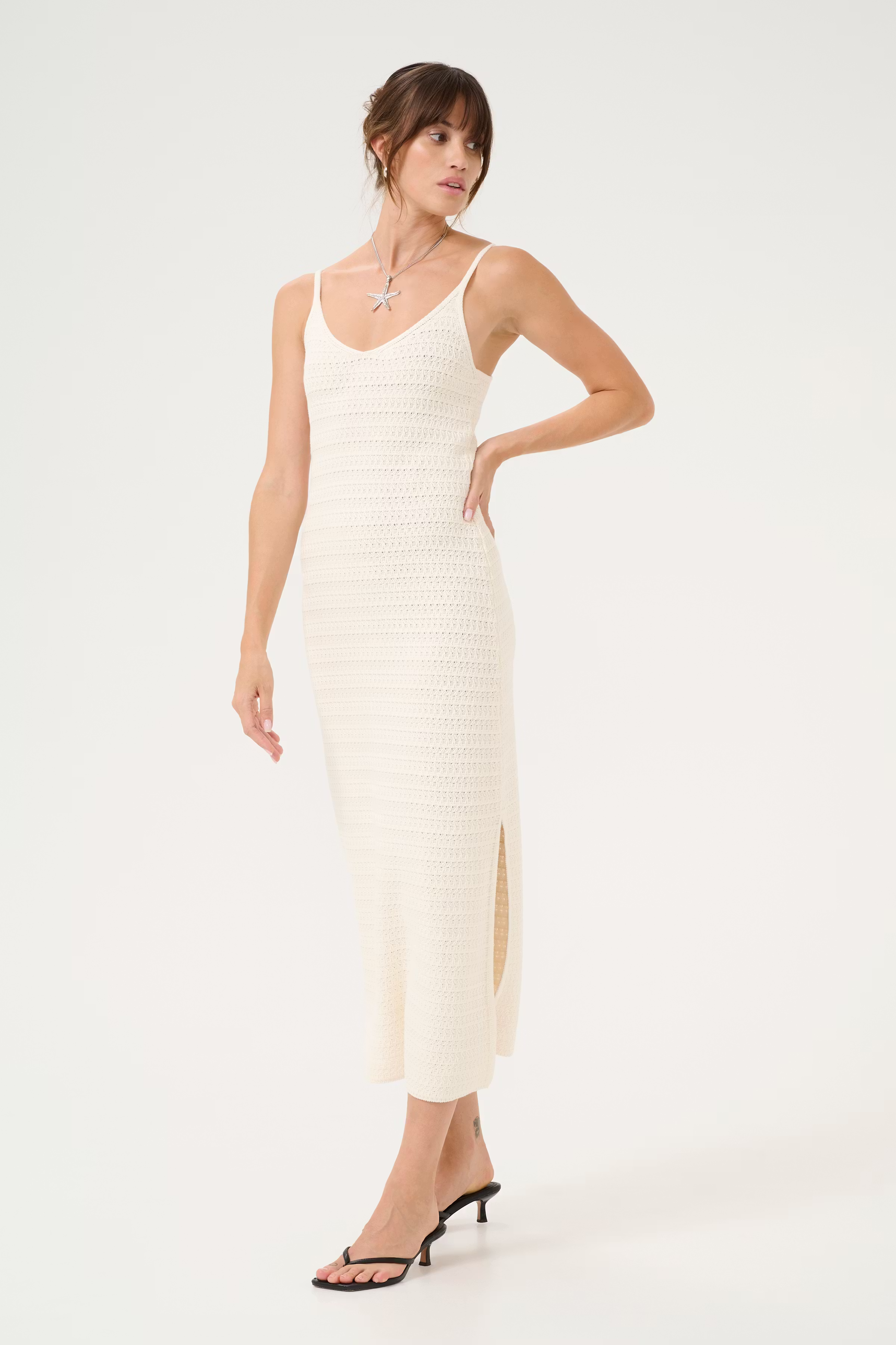 CUalicie Kjole i strikk LOOKBOOK FRONT 50111957-500013