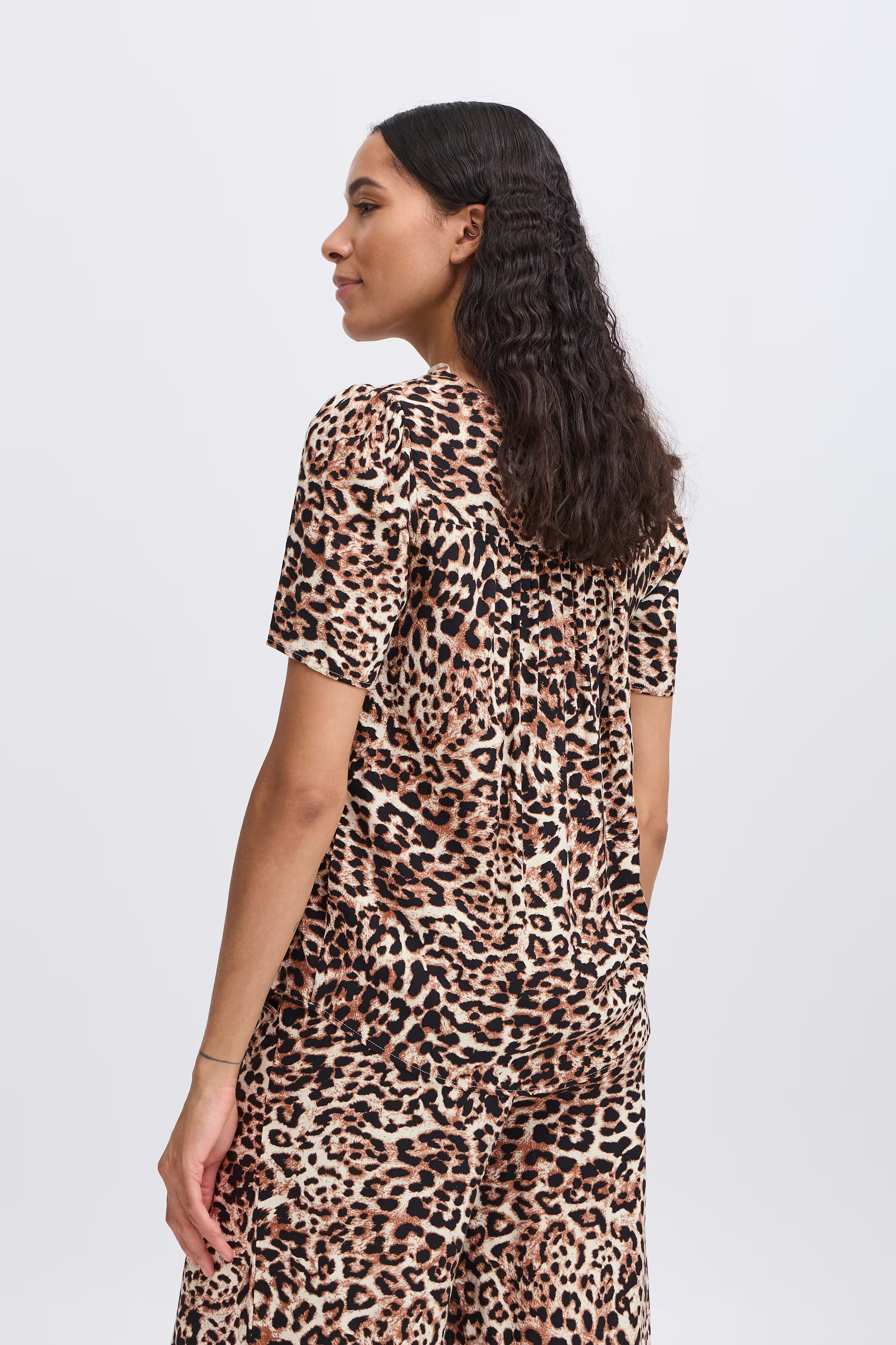 BYMMJOELLA Blouse LOOKBOOK BACK 20811222-204522