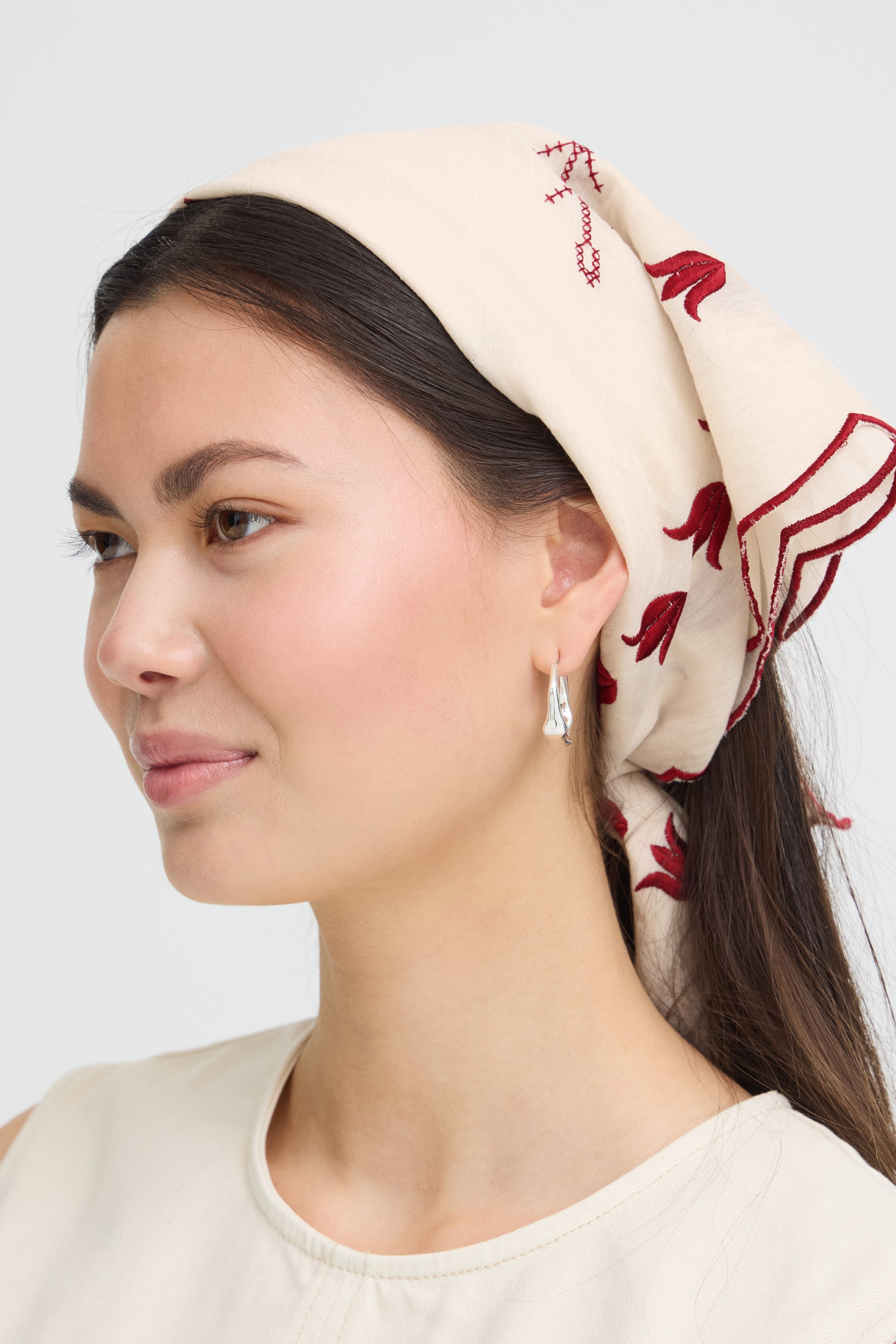 IAMANU Tuch LOOKBOOK DETAIL 20125688-130905