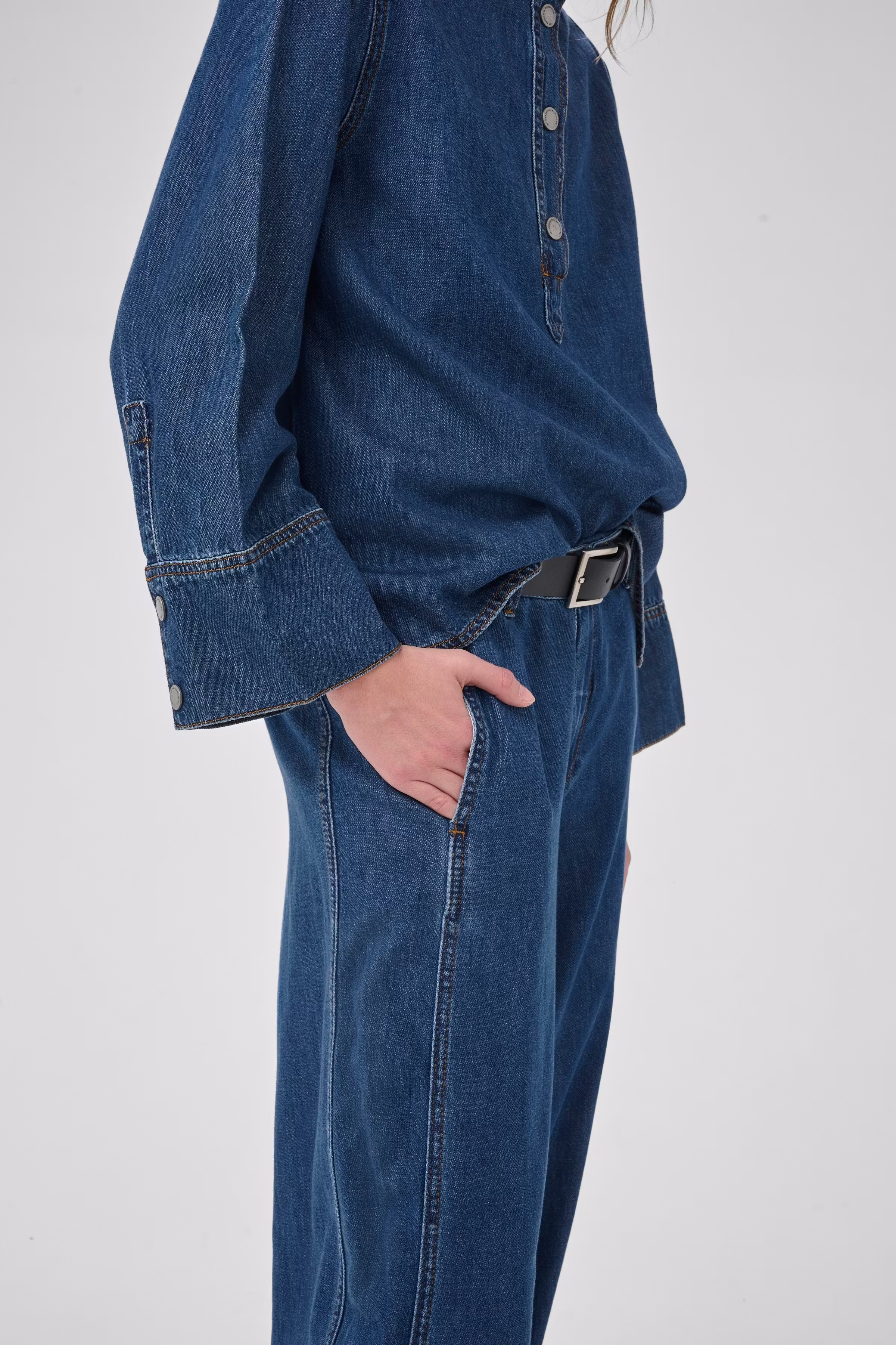 HilmaMW Jeans LOOKBOOK DETAIL 10705062-100053