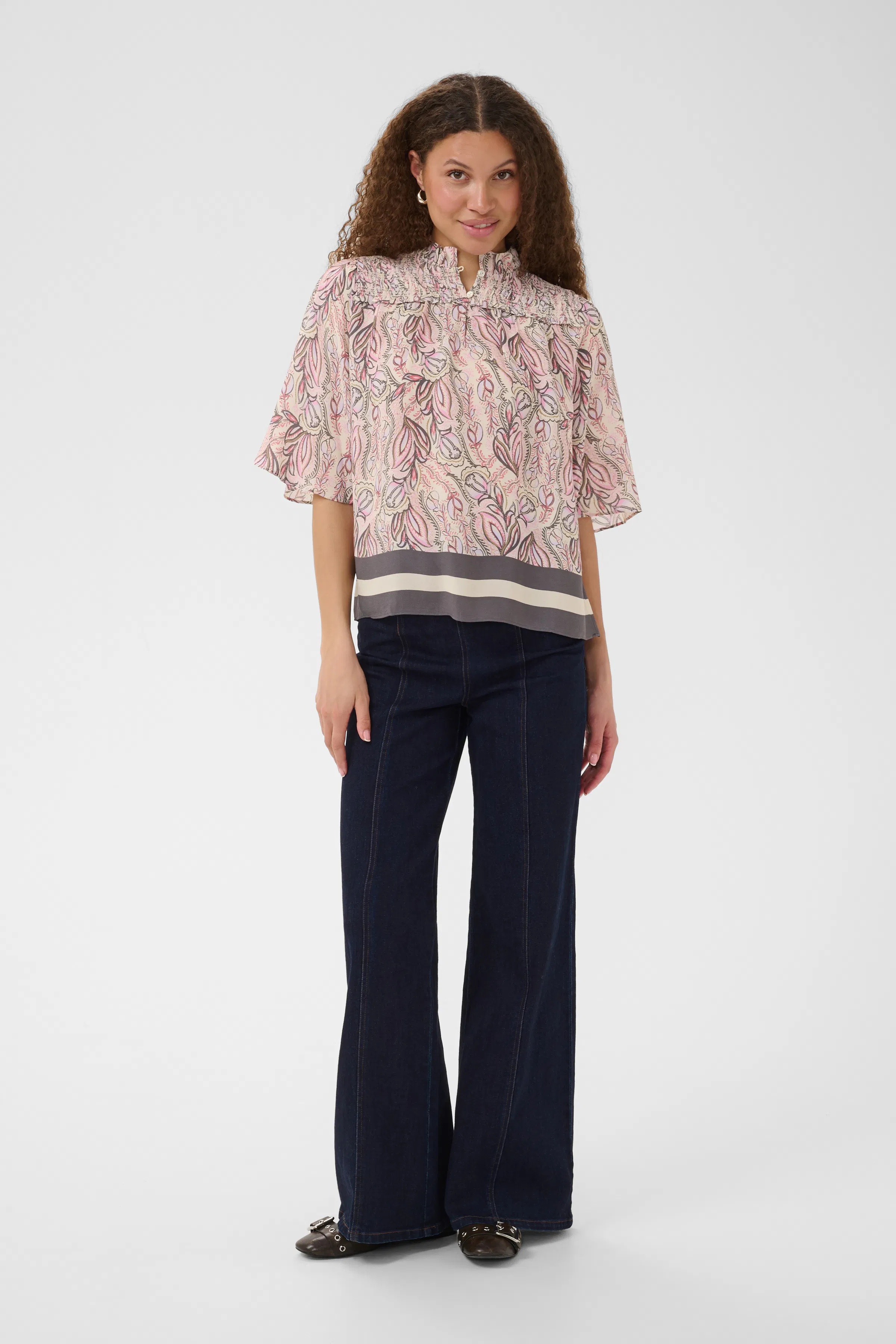 ShaktiSZ Bluse LOOKBOOK FRONT 30515271-305137
