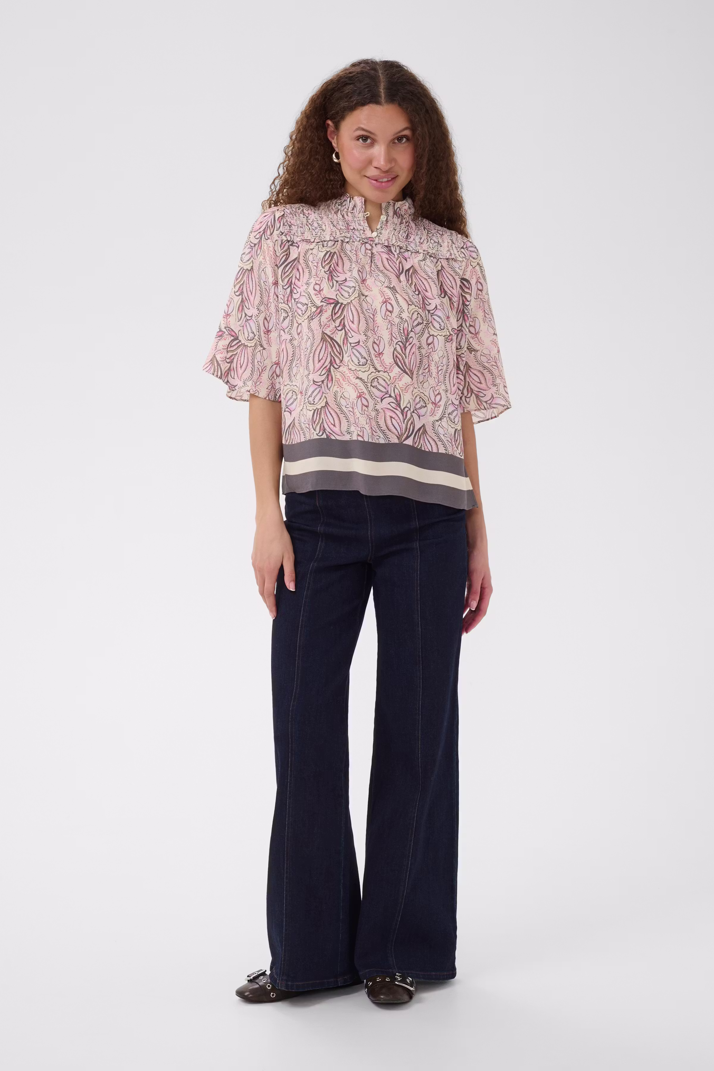 ShaktiSZ Bluse LOOKBOOK FRONT 30515271-305137