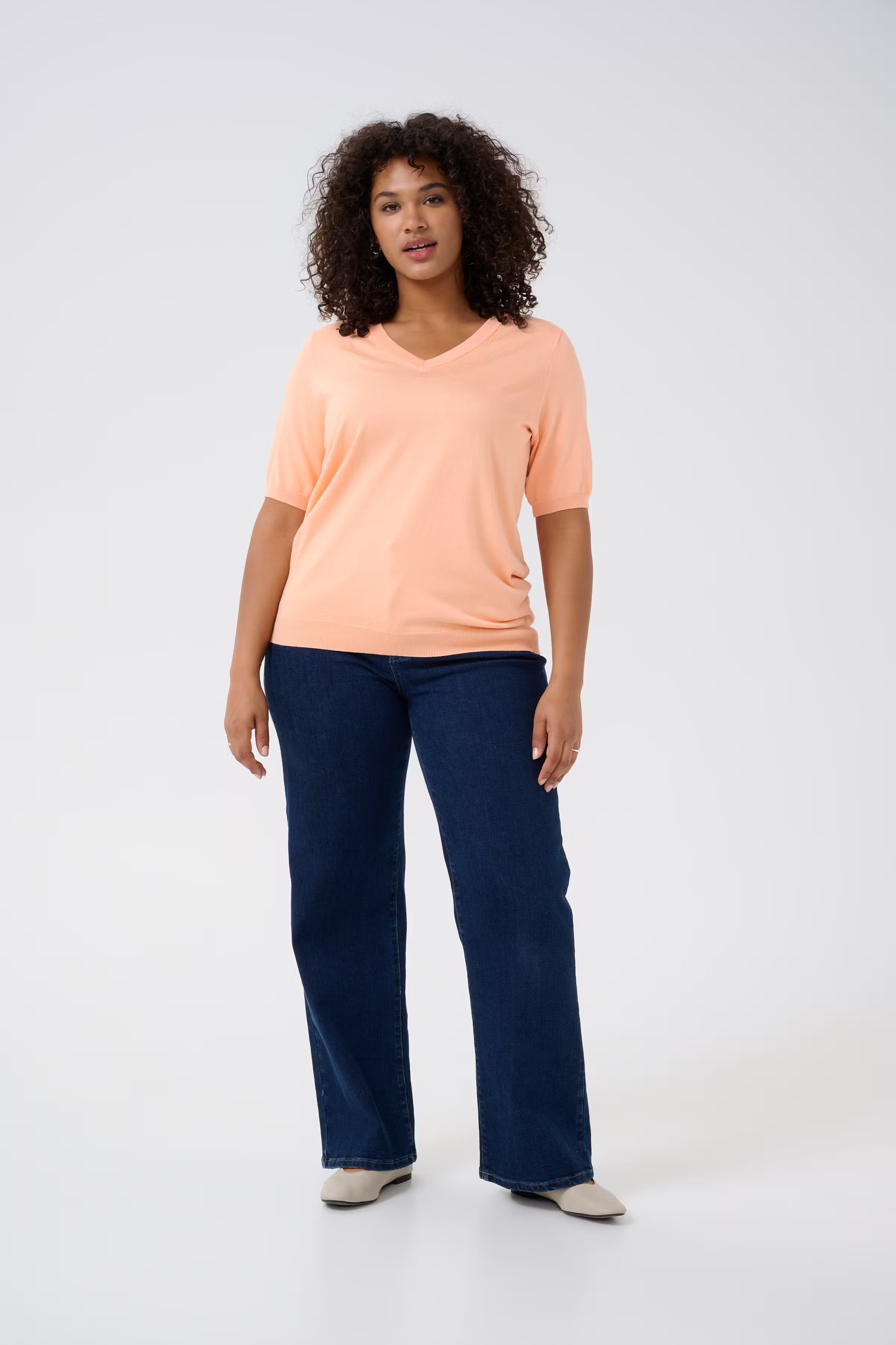 KClizzy Pullover LOOKBOOK FRONT 10582490-141228
