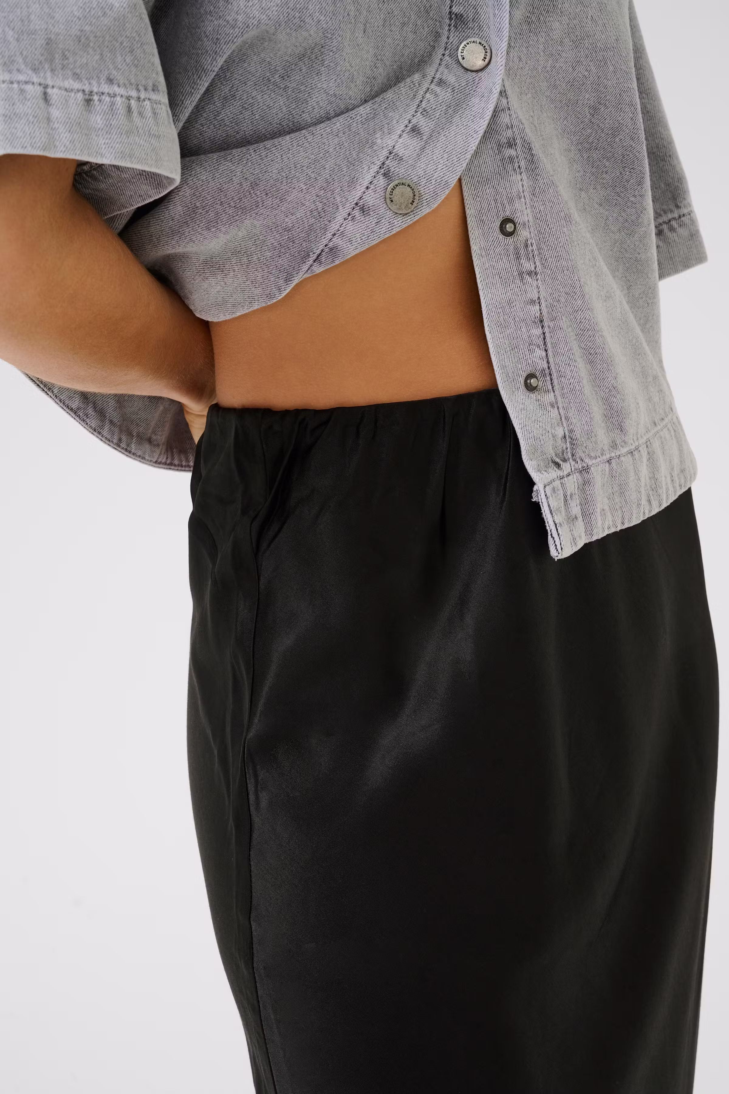 EstelleMW Long Skirt LOOKBOOK DETAIL 10704820-100031