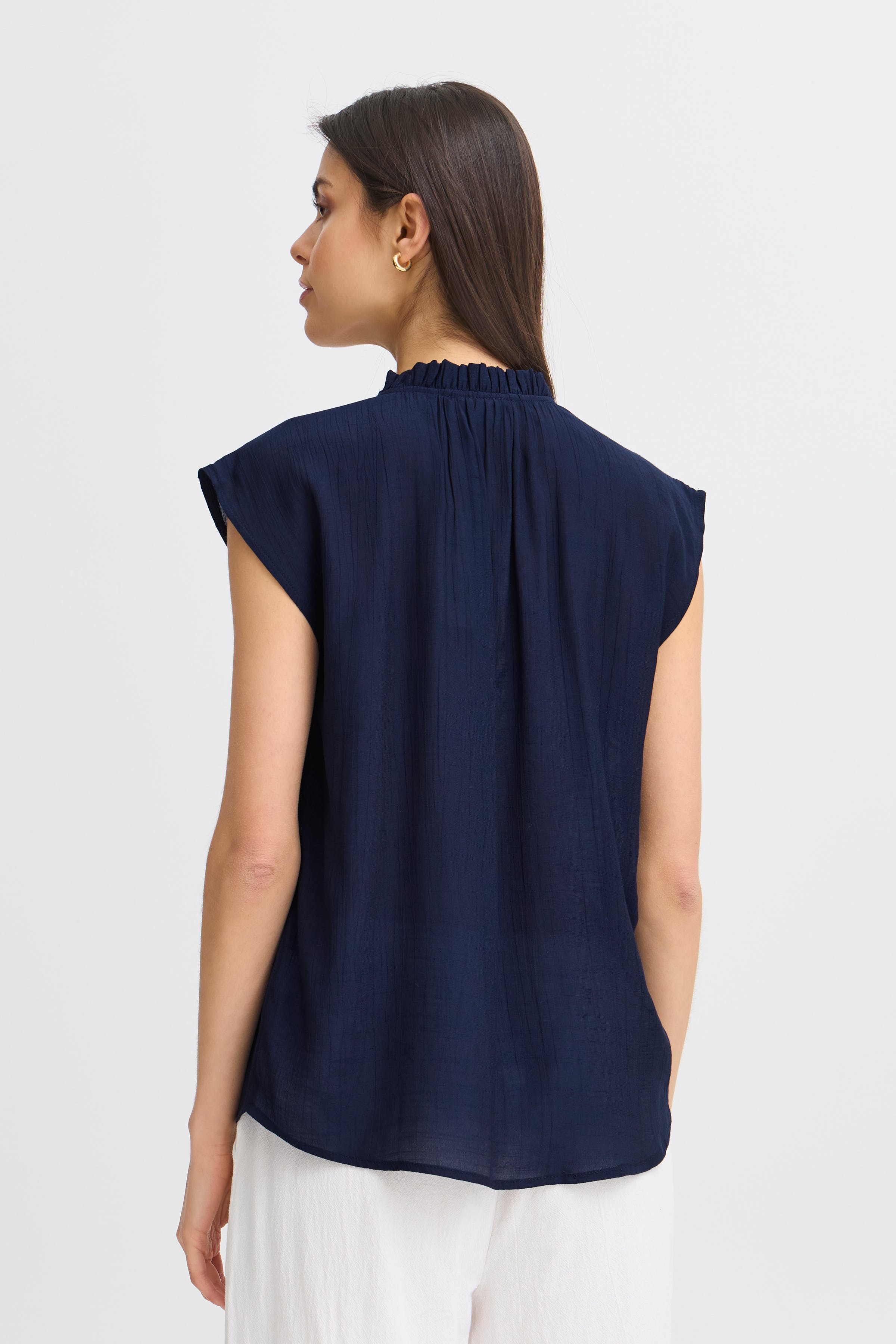 FRALYSSA Top LOOKBOOK BACK 20616095-193923