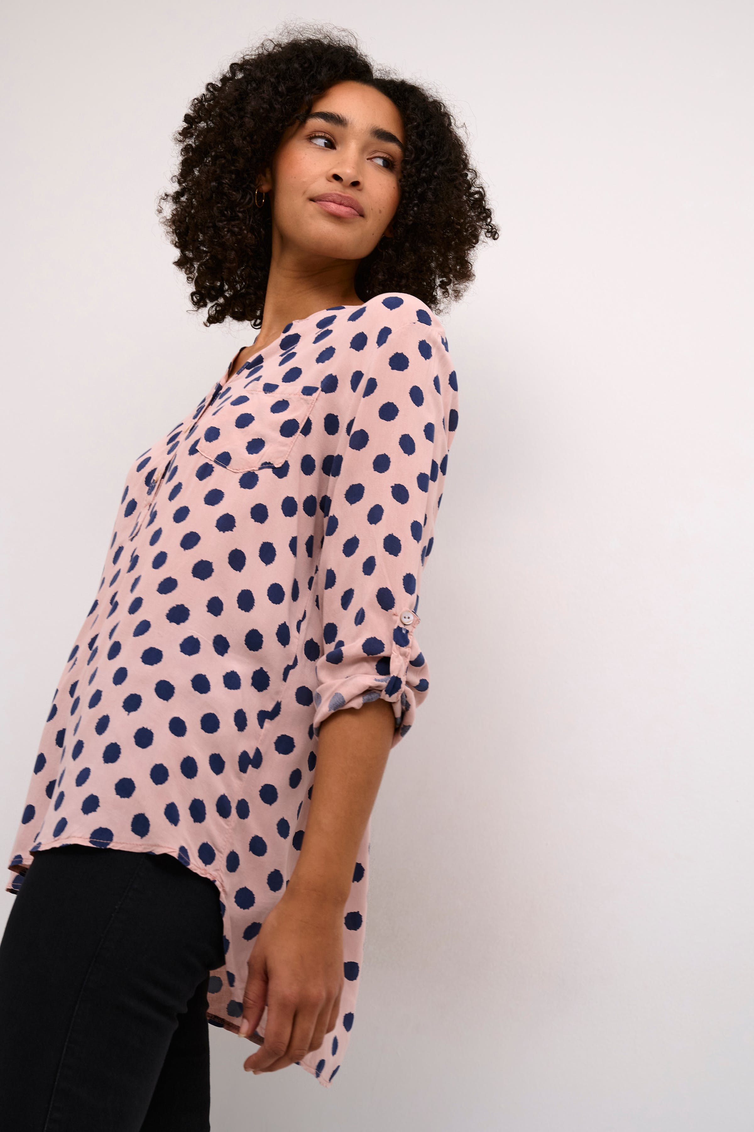 BParisa Bluse LOOKBOOK DETAIL 40103487-400760