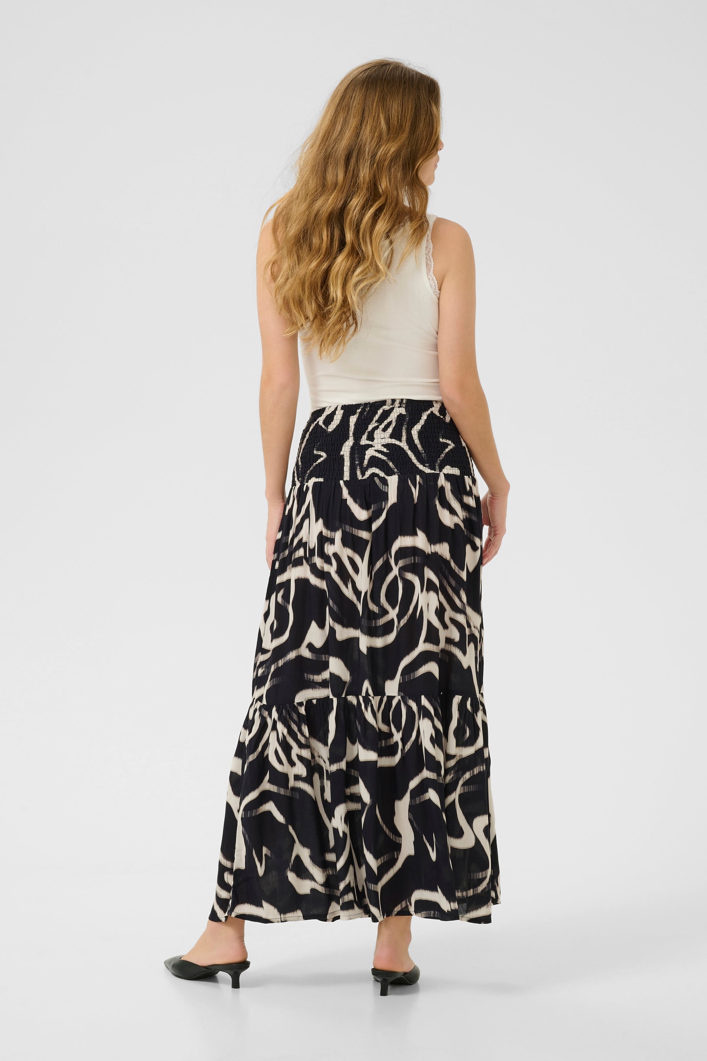 KAbeathe Rock LOOKBOOK BACK 10510316-107701