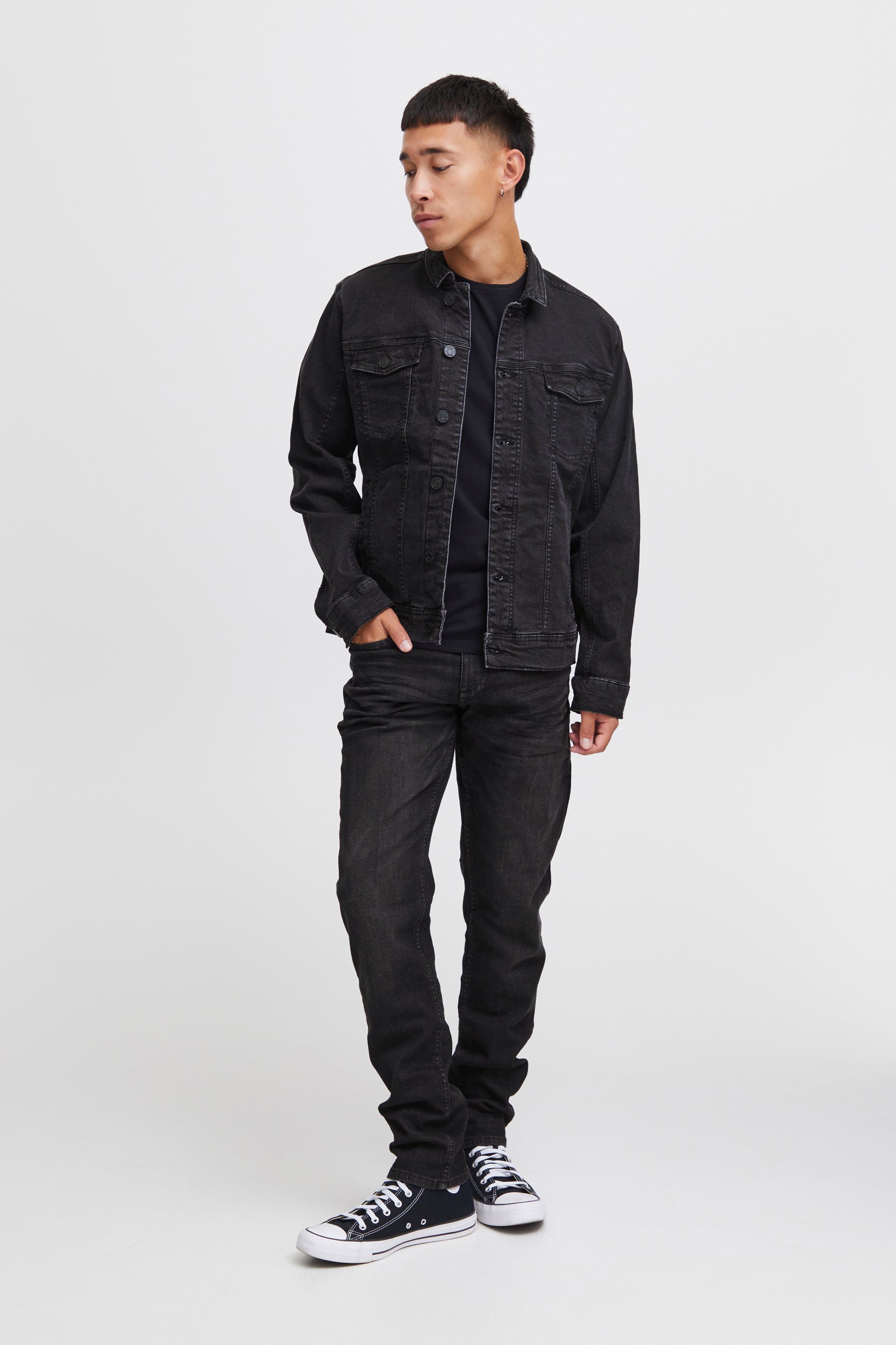 BHJET - Slim fit LOOKBOOK FRONT 20712999-200297