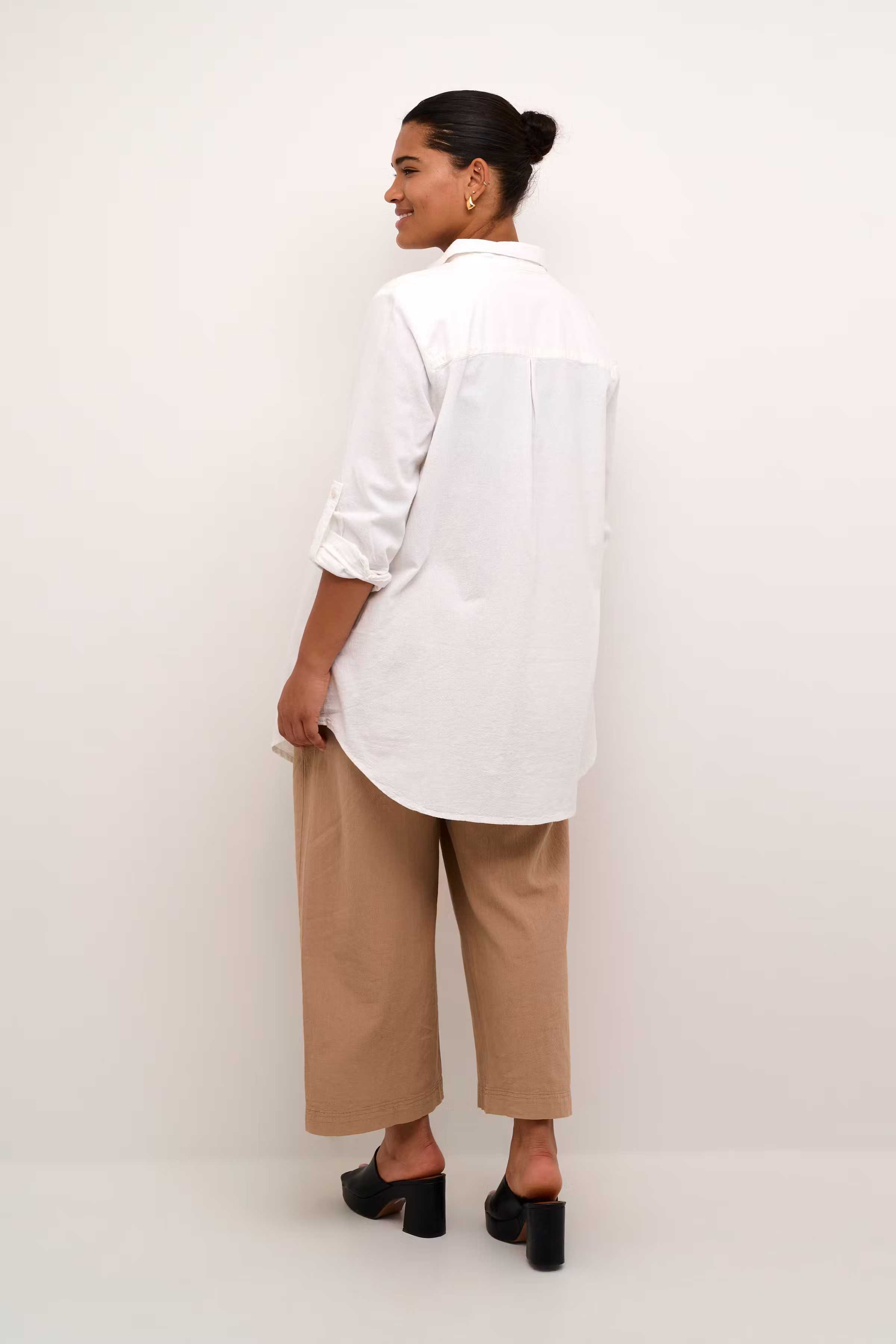 KCnana Tunic LOOKBOOK BACK 10580784-110602