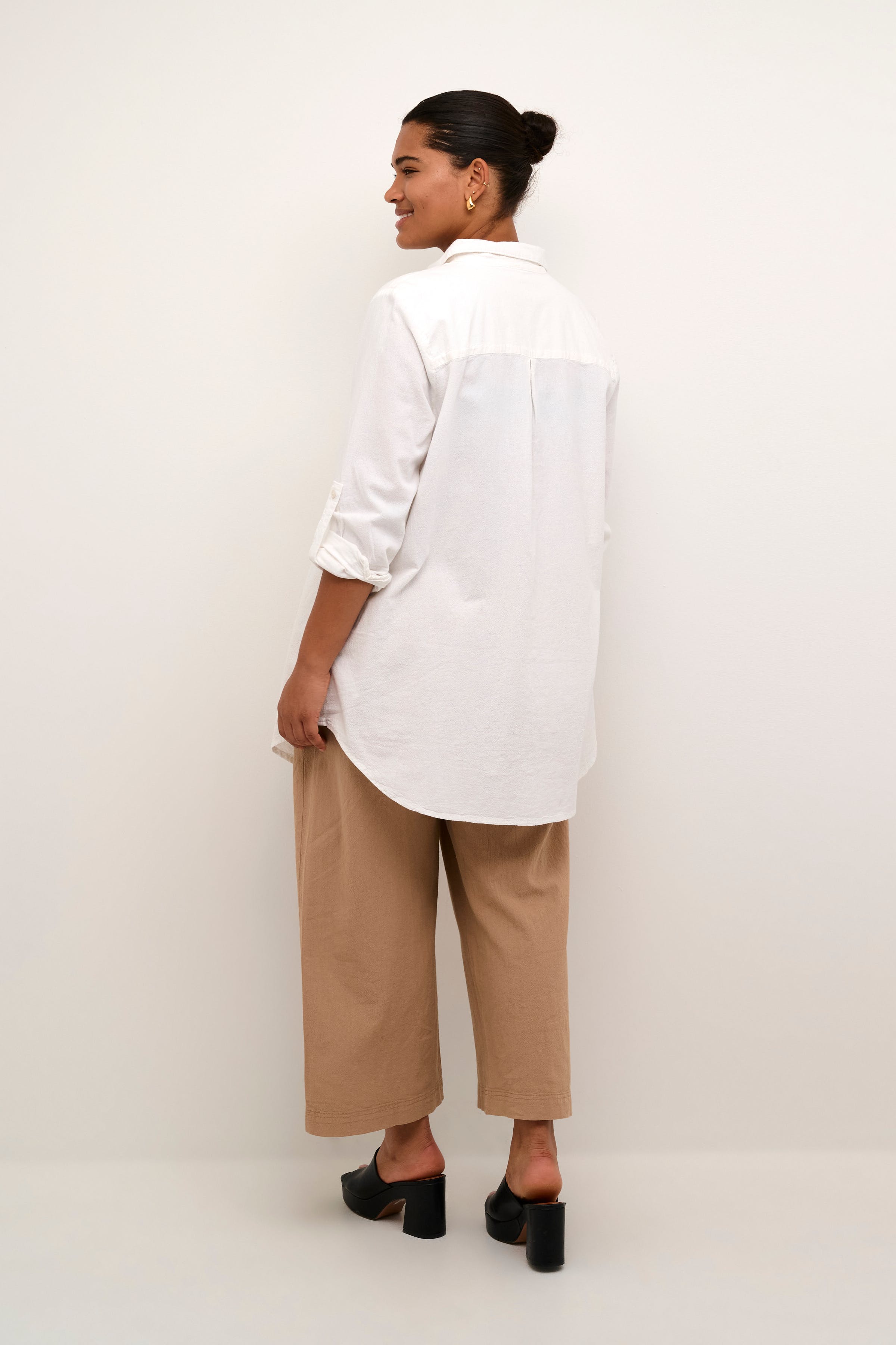 KCnana Tunic LOOKBOOK BACK 10580784-110602