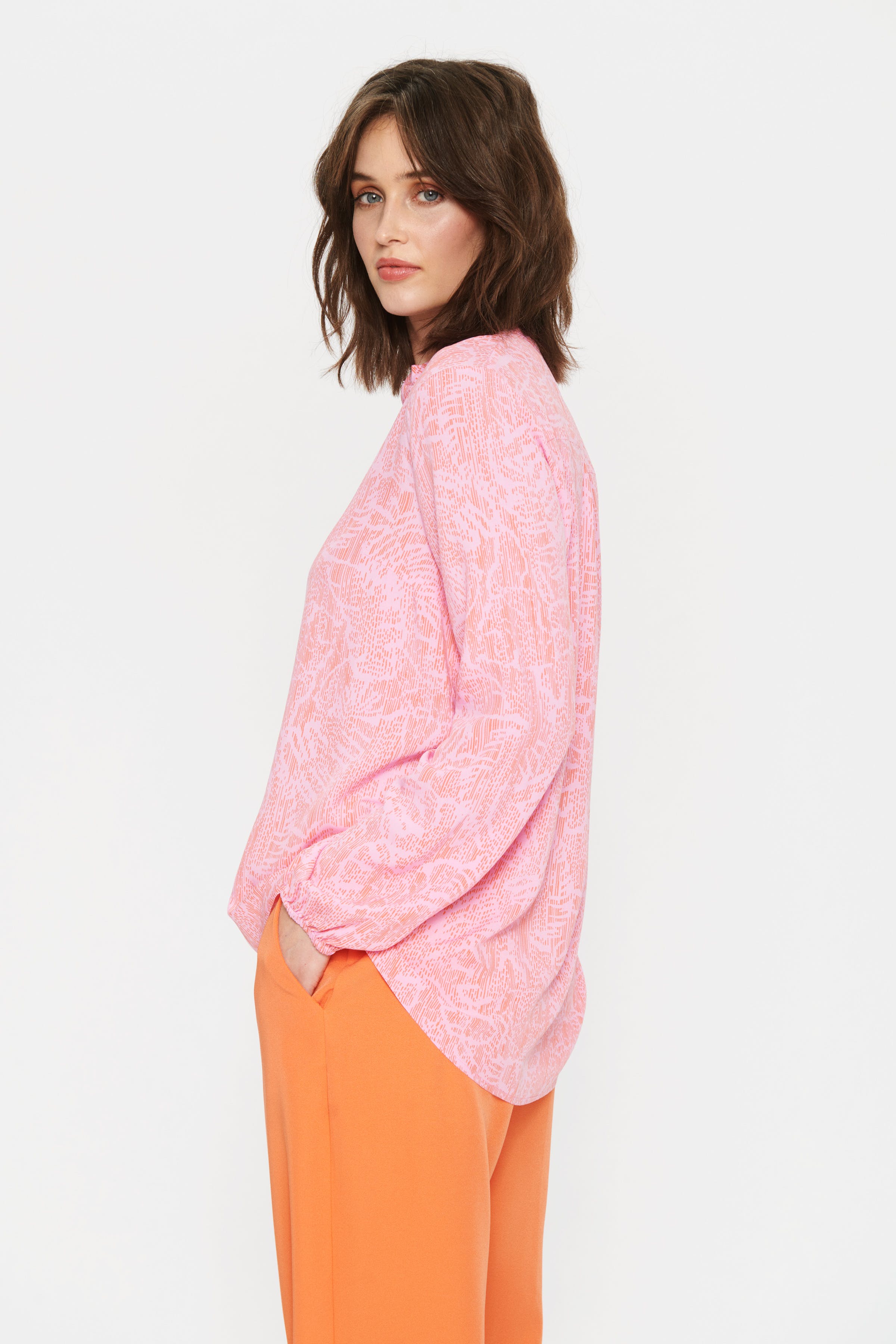 EdaSZ Shirt LOOKBOOK BACK 30511901-600399