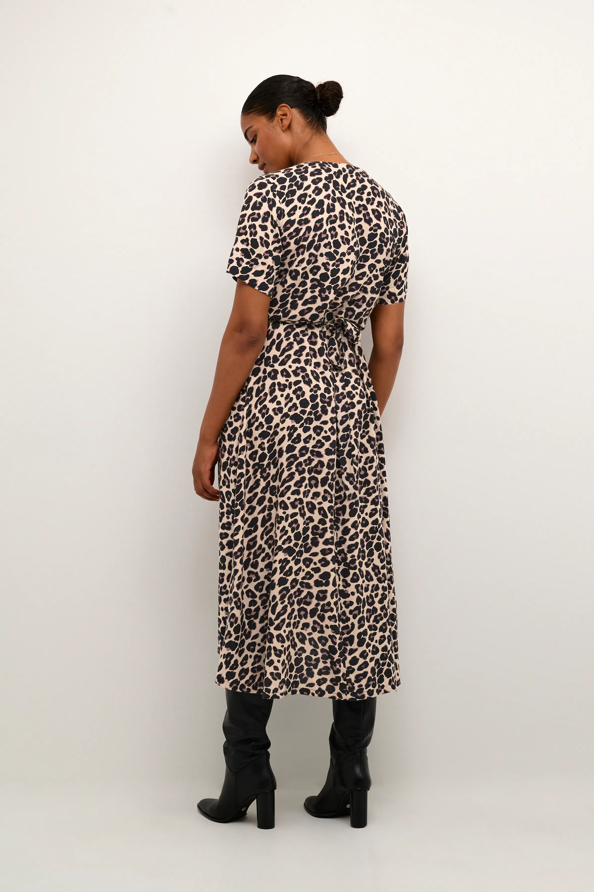 KAmarta Kjole LOOKBOOK BACK 10507715-104451