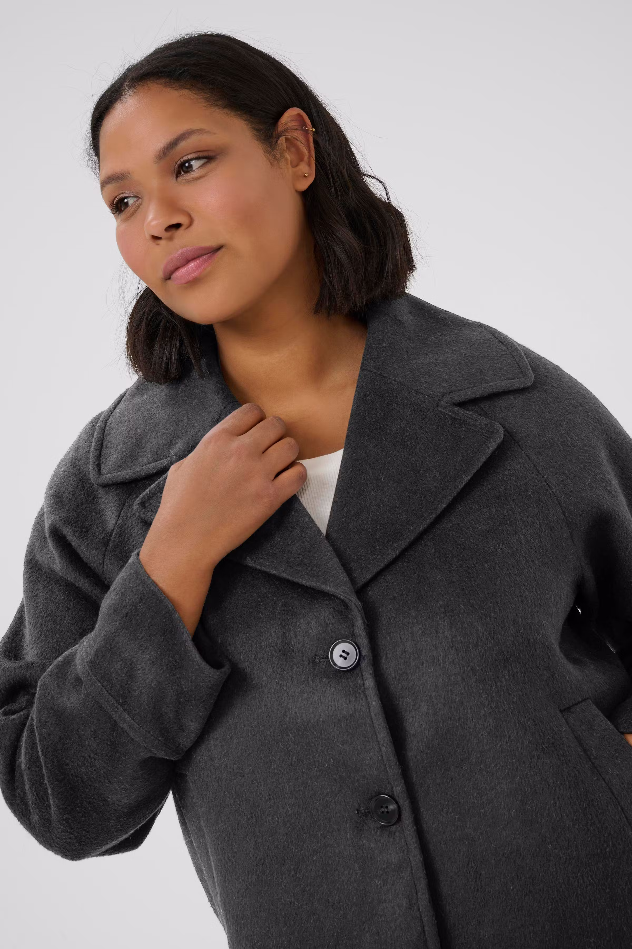 KCjulian Coat LOOKBOOK DETAIL 10583495-100121