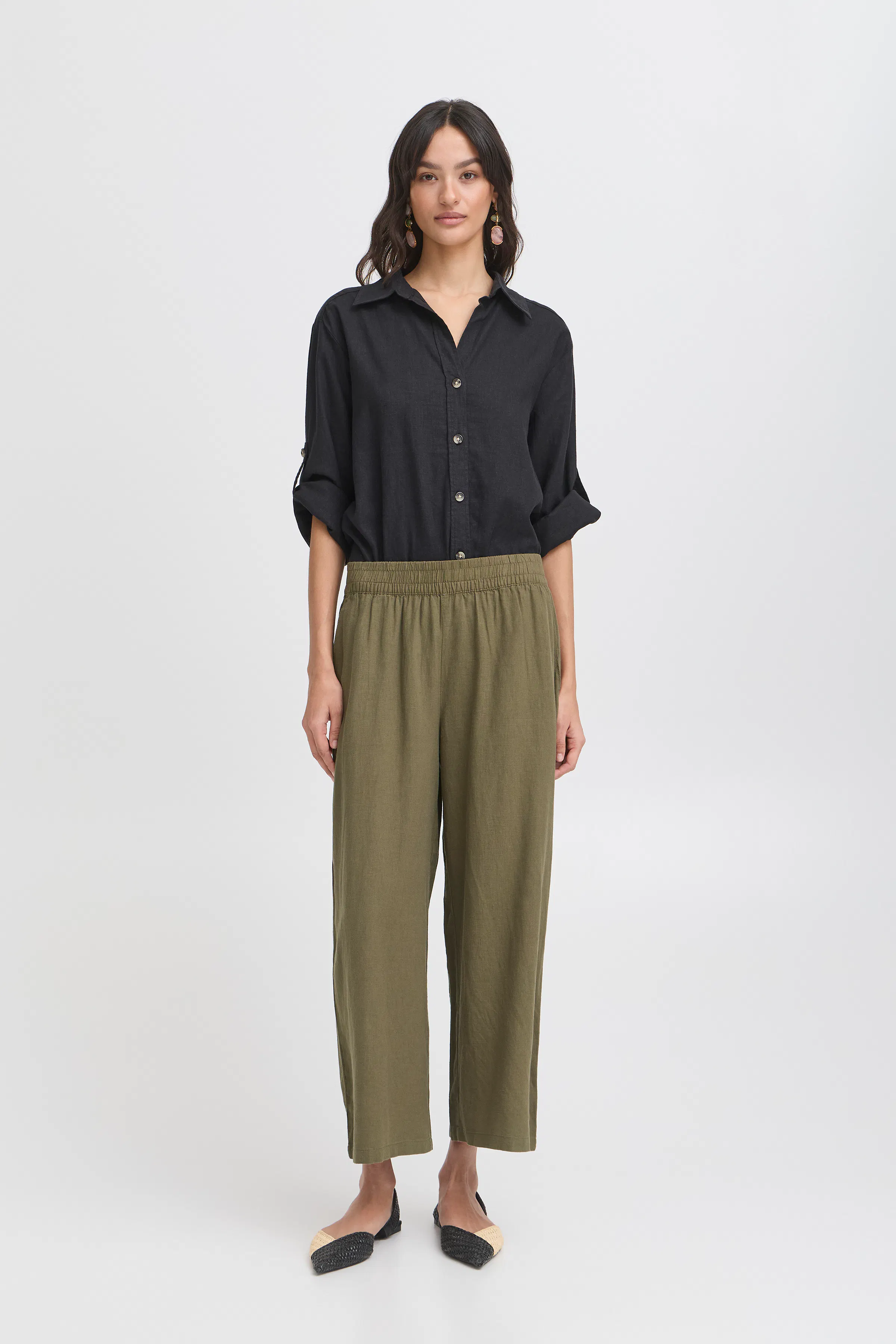 BYFALAKKA Hose LOOKBOOK FRONT 20813083-190510